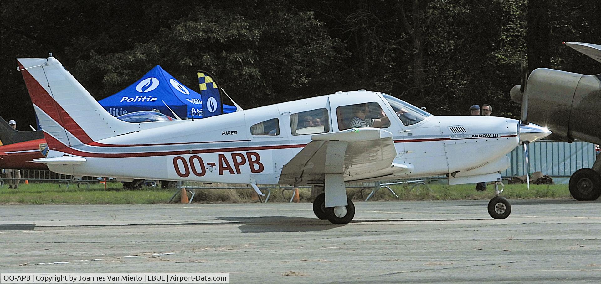 OO-APB, 1978 Piper PA-28R-201T Cherokee Arrow III C/N 28R-7803364, Ursel