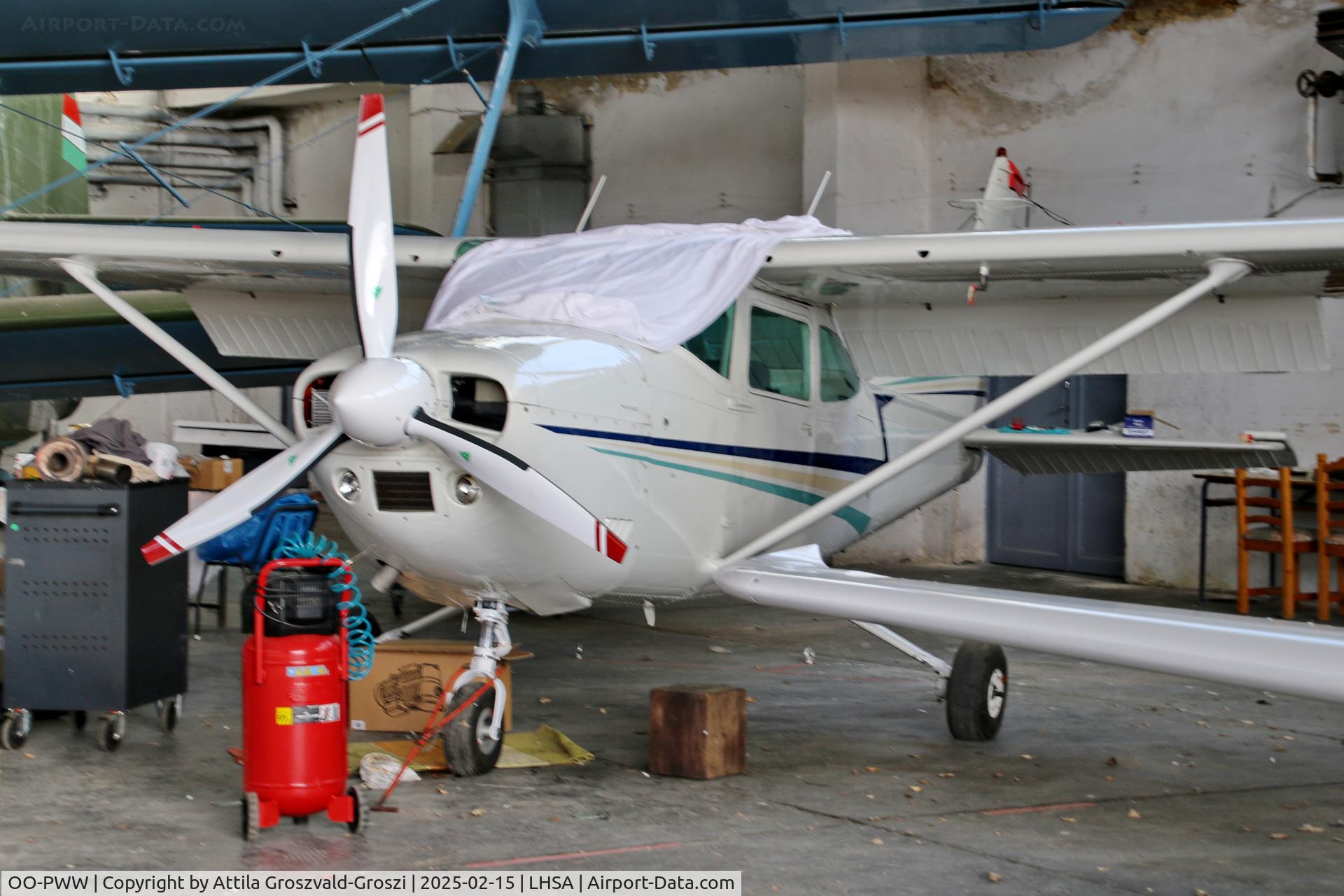 OO-PWW, Cessna 182P Skylane C/N 182-61095, LHSA - Szentkirályszabadja Airport, Hungary