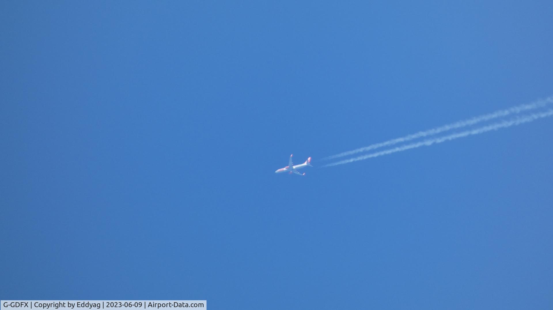 G-GDFX, 2000 Boeing 737-8K5 C/N 27987, Jet2