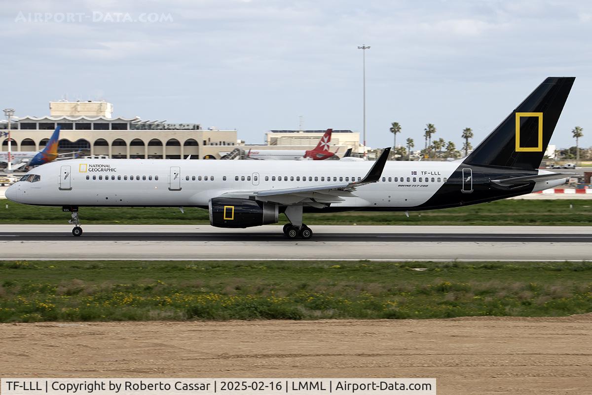 TF-LLL, 2000 Boeing 757-256 C/N 29307, Runway 31