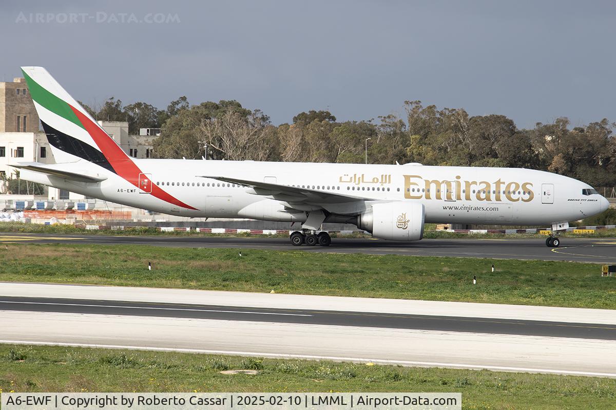 A6-EWF, 2008 Boeing 777-21H/LR C/N 35586, Park 9