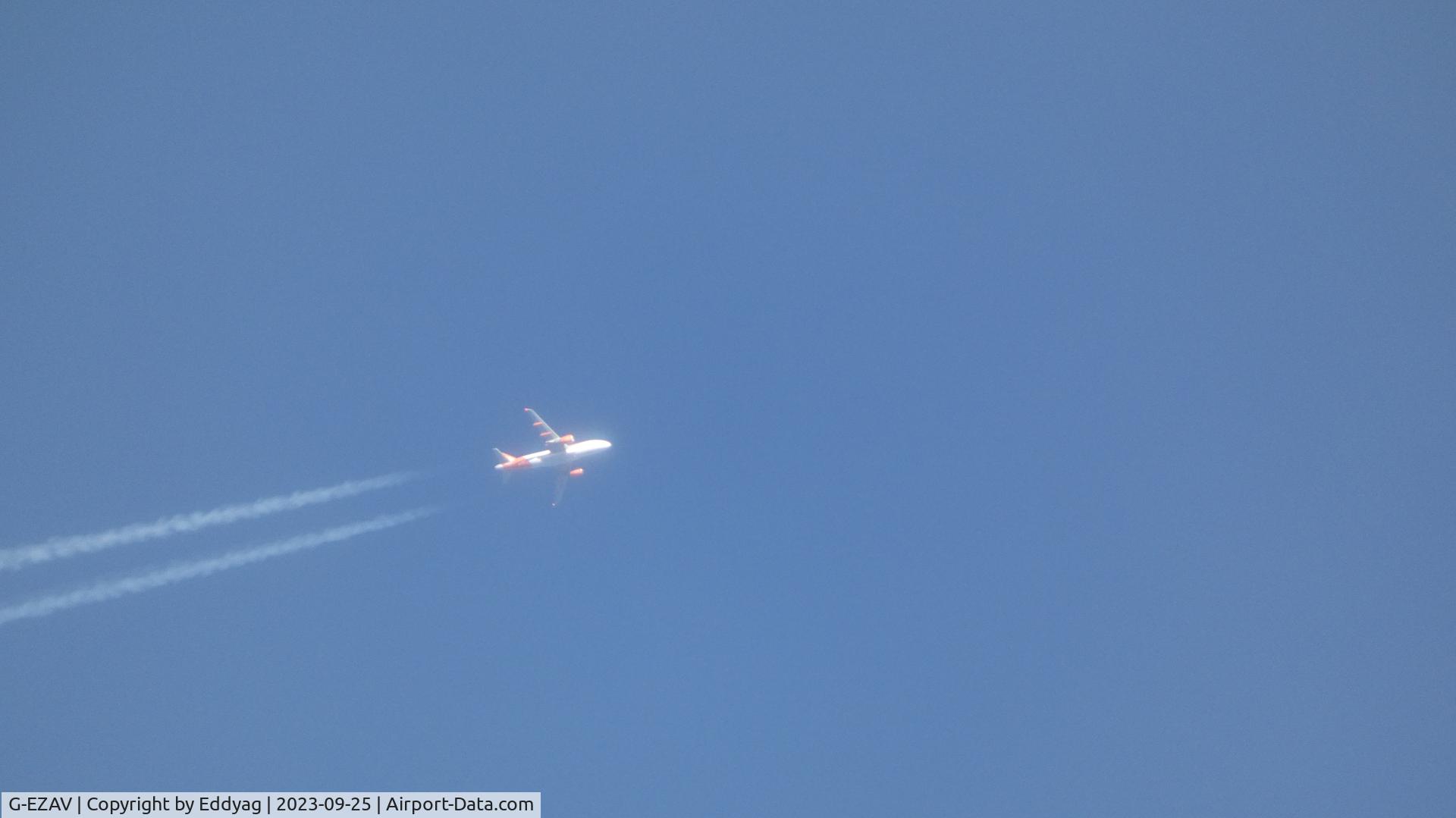 G-EZAV, 2006 Airbus A319-111 C/N 2803, easyJet