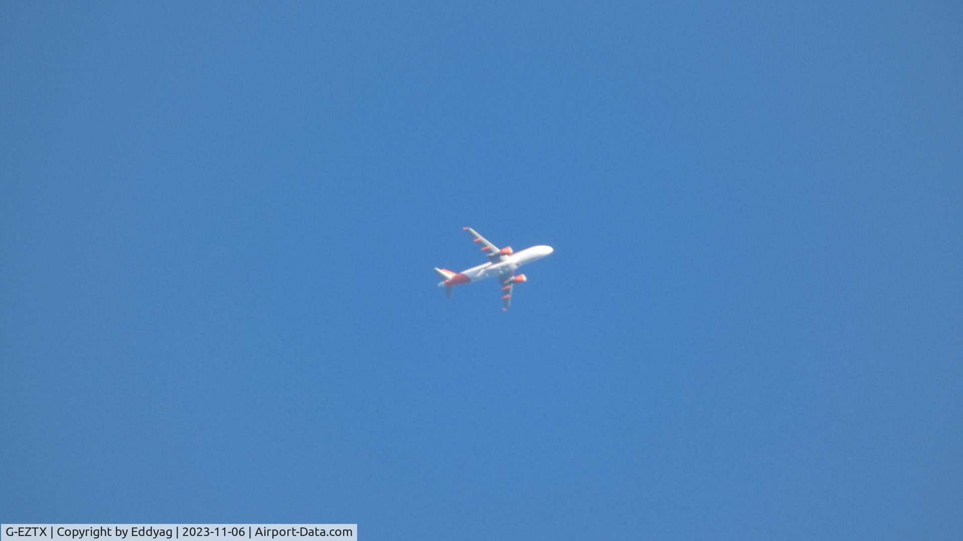 G-EZTX, 2010 Airbus A320-214 C/N 4286, easyJet