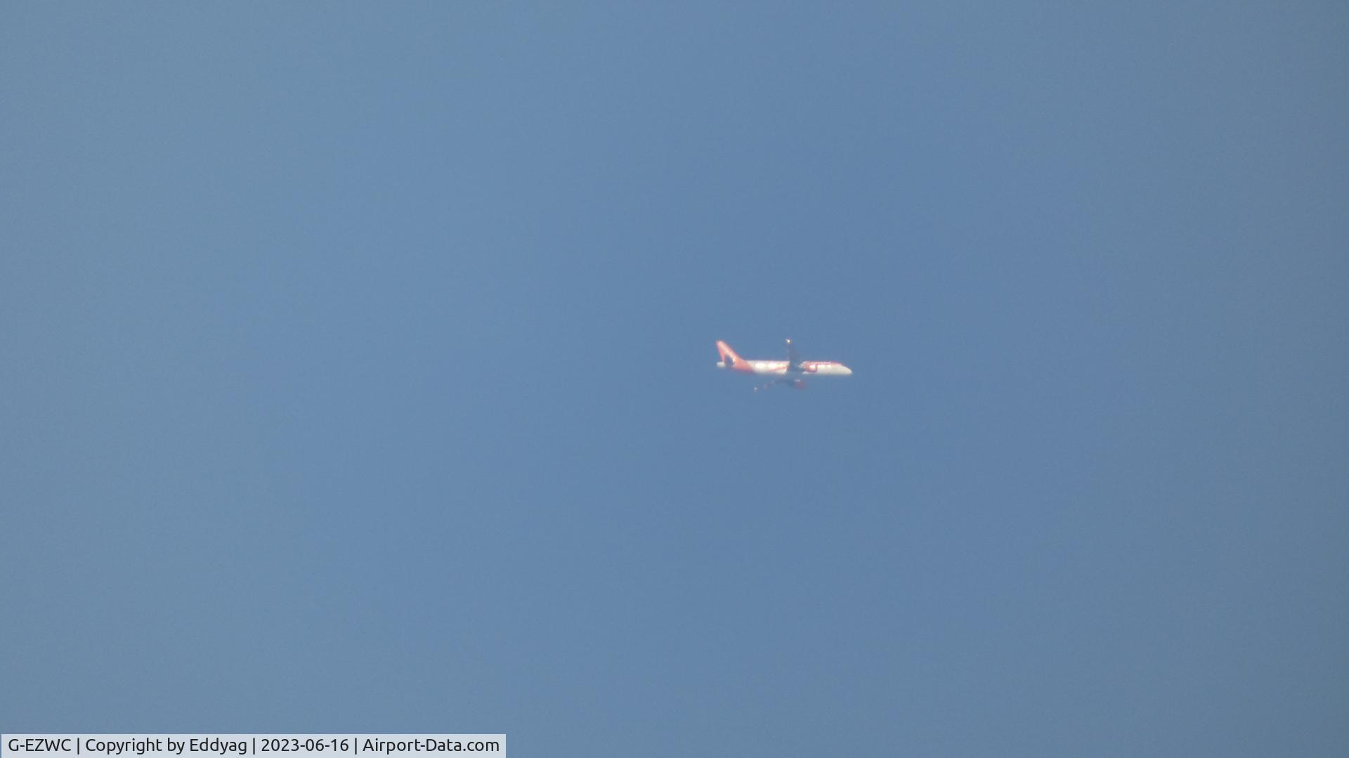 G-EZWC, 2012 Airbus A320-214 C/N 5236, easyJet