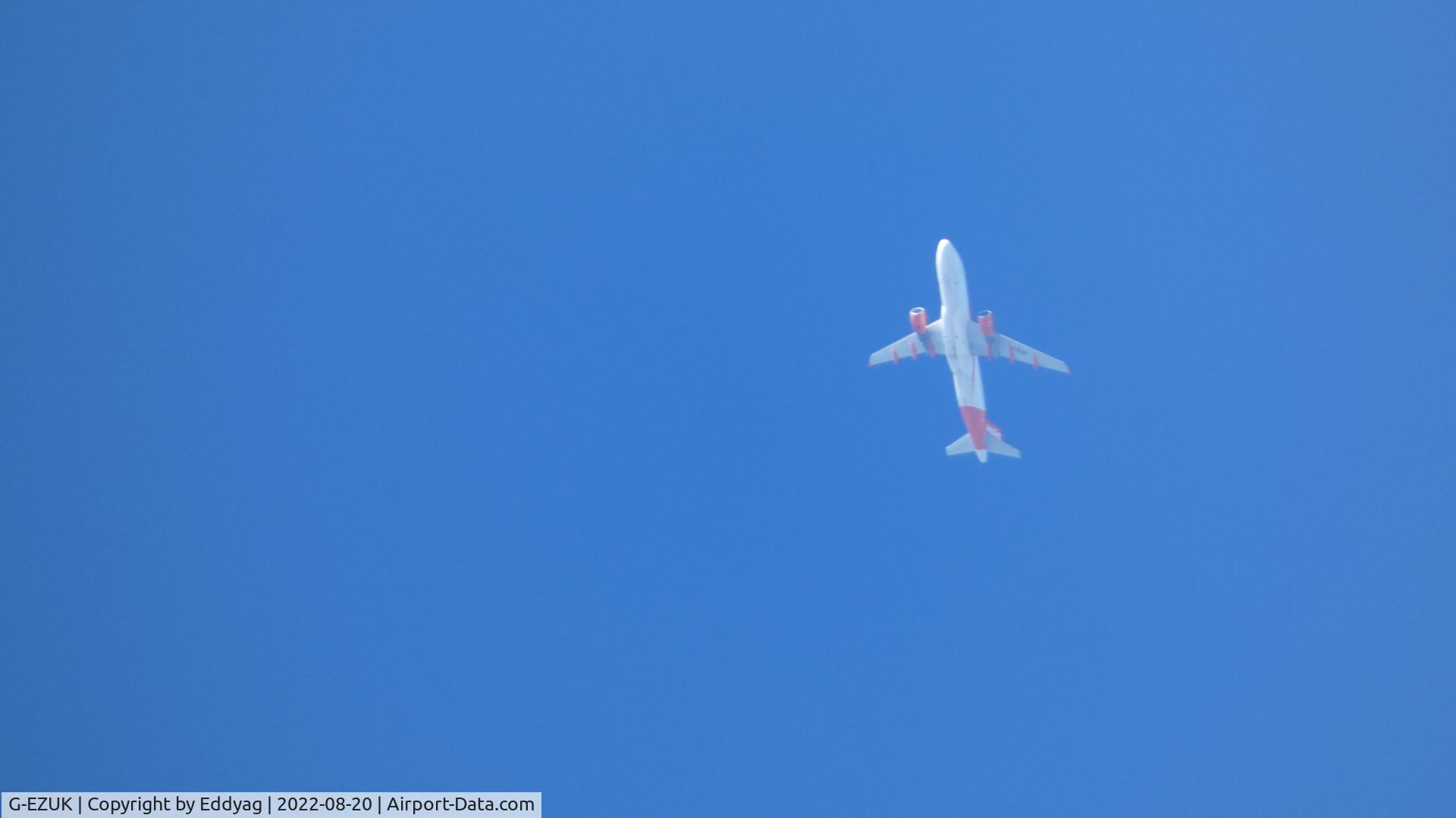 G-EZUK, 2011 Airbus A320-214 C/N 4749, easyJet