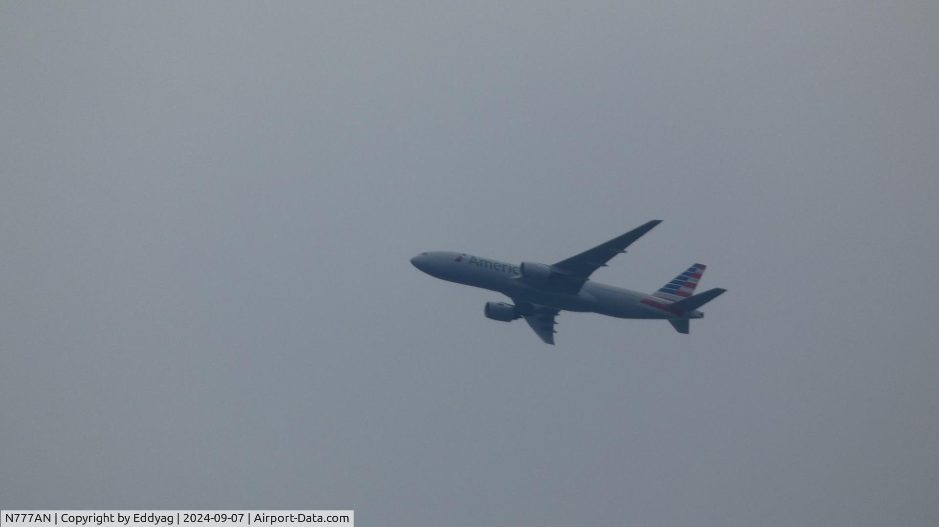 N777AN, 1999 Boeing 777-223 C/N 29585, American Airlines