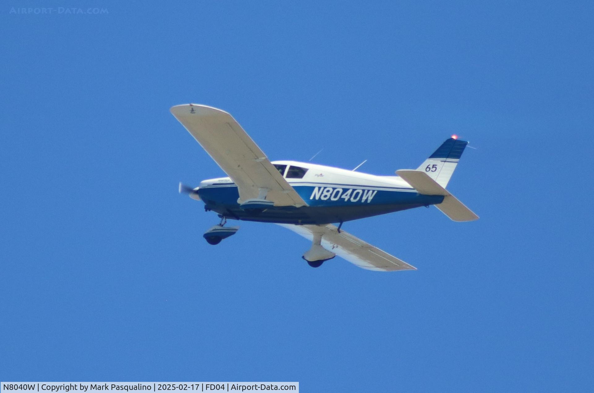 N8040W, 1965 Piper PA-28-180 C/N 28-2108, Piper PA-28-180