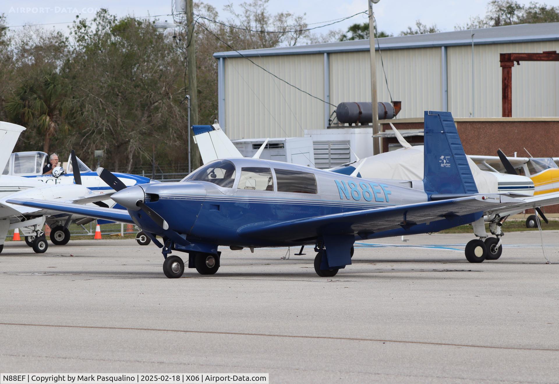 N88EF, 1979 Mooney M20J 201 C/N 24-0815, Mooney M20J