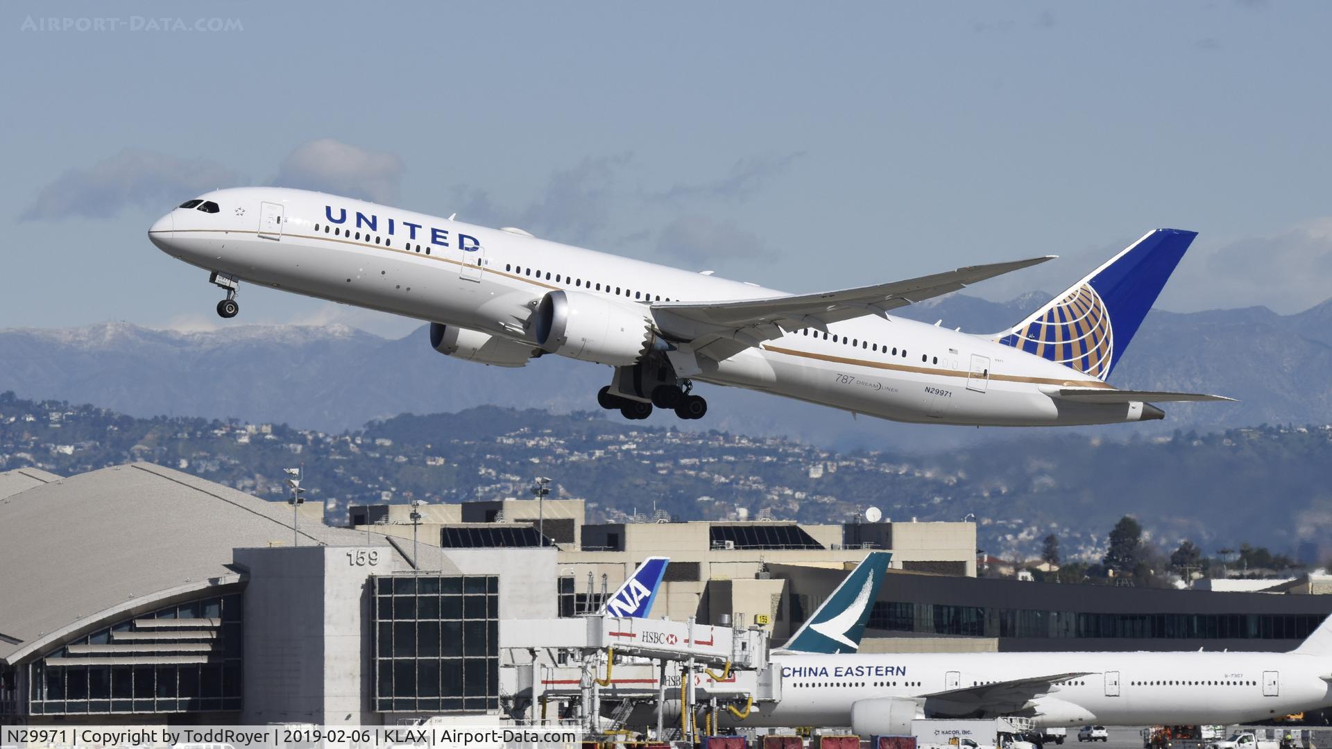 N29971, 2017 Boeing 787-9 Dreamliner Dreamliner C/N 60147, Departing LAX on 25R