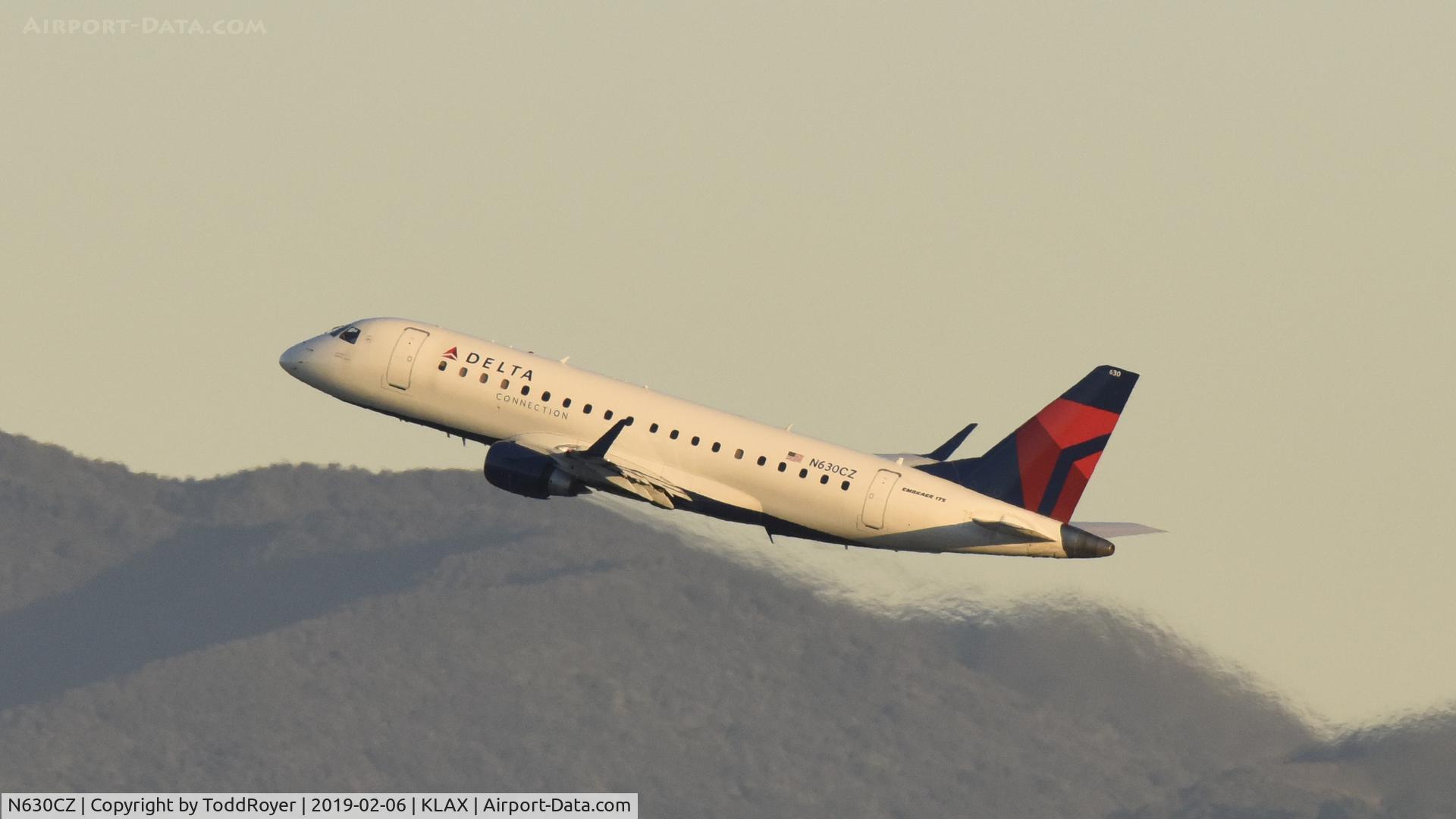 N630CZ, 2008 Embraer 175LR (ERJ-170-200LR) C/N 17000238, Departing LAX on 24L