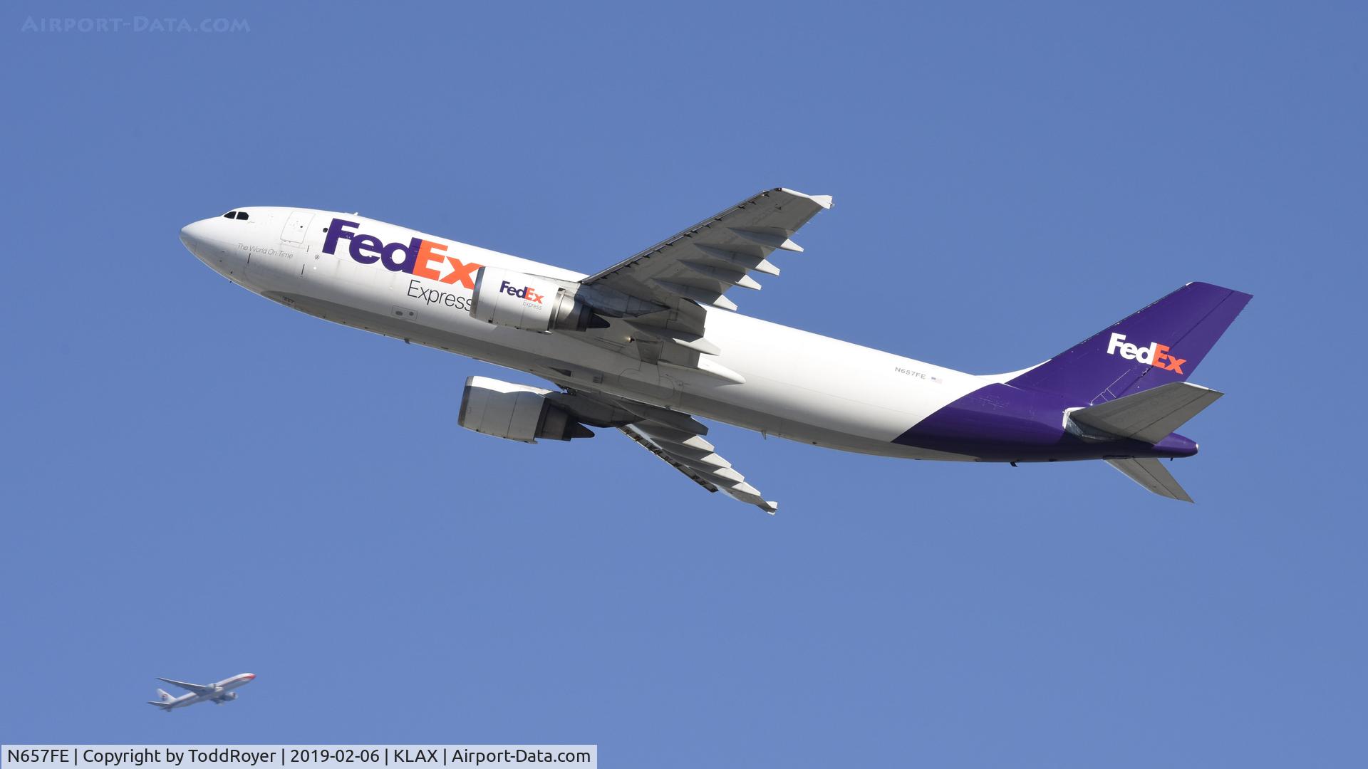 N657FE, 1995 Airbus A300F4-605R C/N 748, Departing LAX on 25L