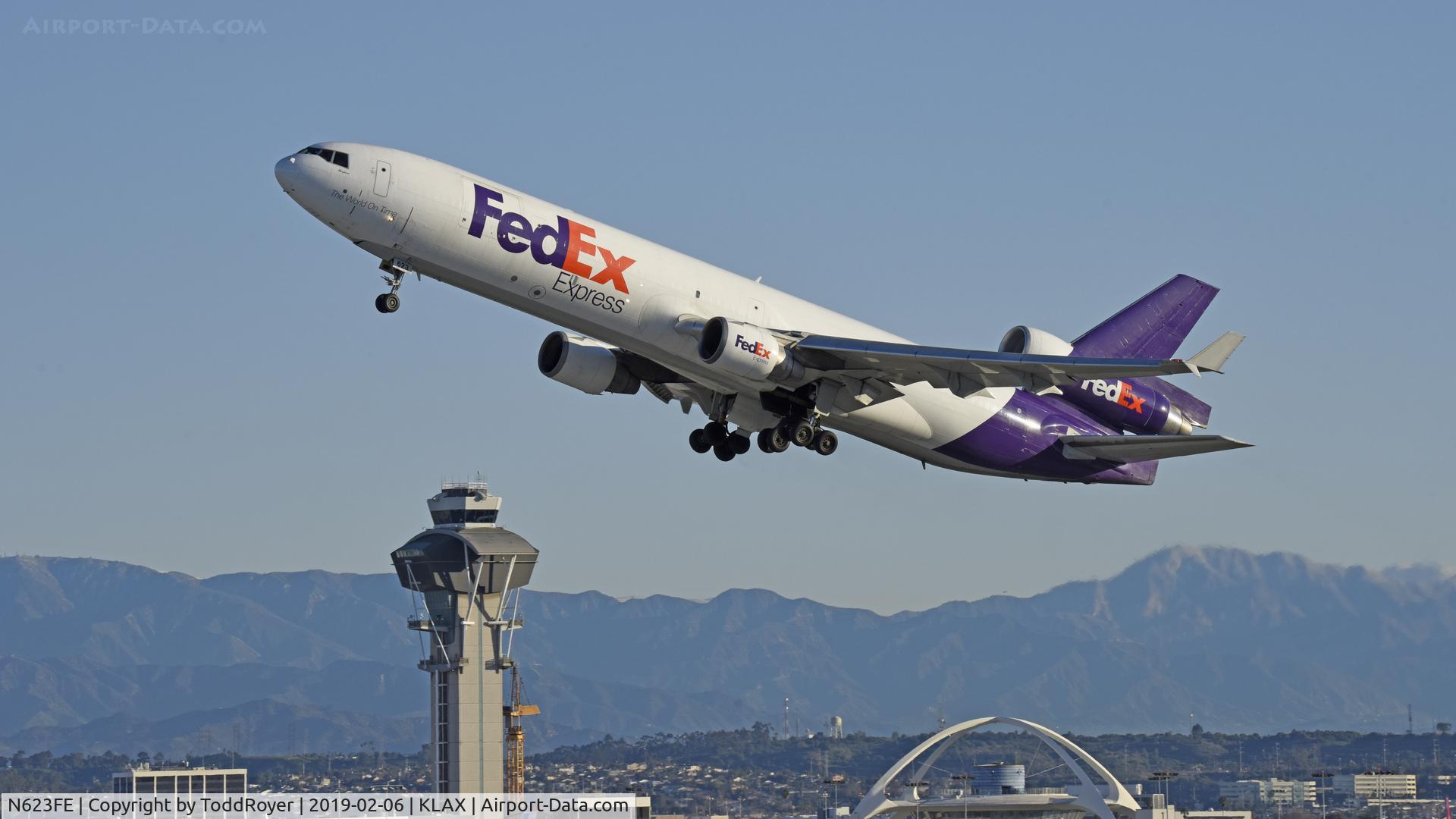 N623FE, 1999 McDonnell Douglas MD-11F C/N 48794, Departing LAX on 25L