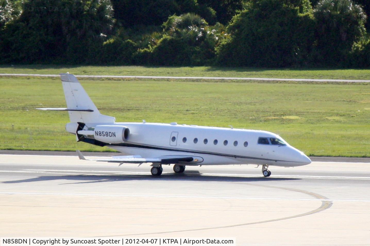 N858DN, 2001 Israel Aircraft Industries IAI-1126 Galaxy C/N 038, N858DN arrived on Runway 1L at Tampa International Airport