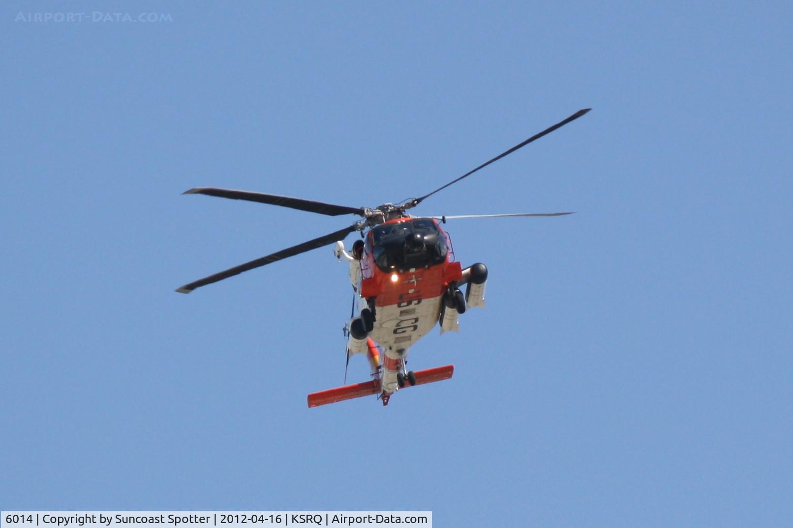 6014, Sikorsky MH-60J Jayhawk C/N 70.1585, USCG Helo performs touch and go at Sarasota-Bradenton International Airport