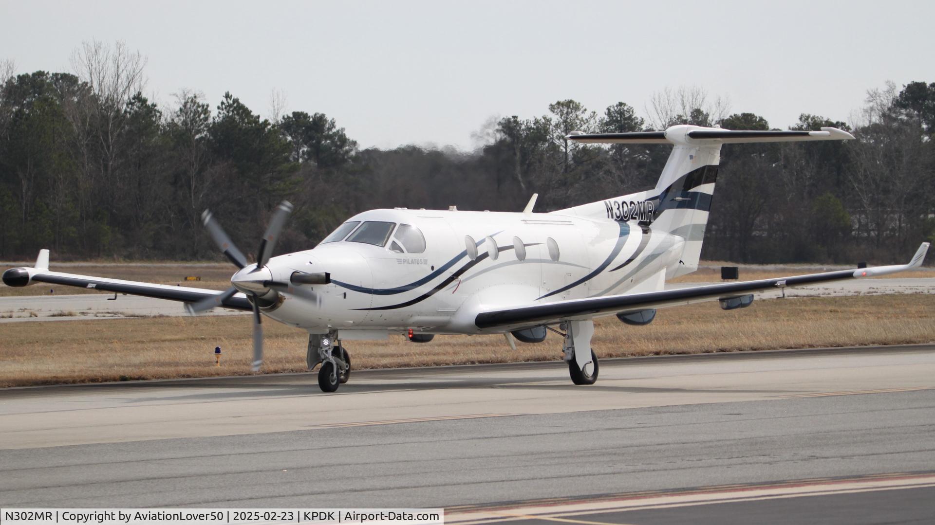 N302MR, 2001 Pilatus PC-12/45 C/N 393, PC-12/45