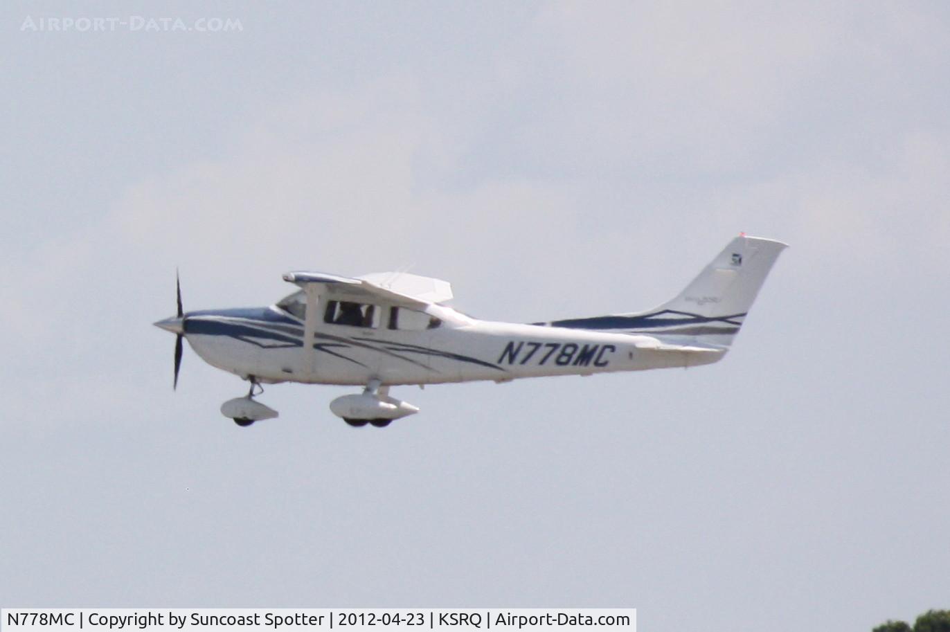 N778MC, 2007 Cessna T182T Turbo Skylane C/N T18208711, N778MC arrives on Runway 32 at Sarasota-Bradenton International Airport