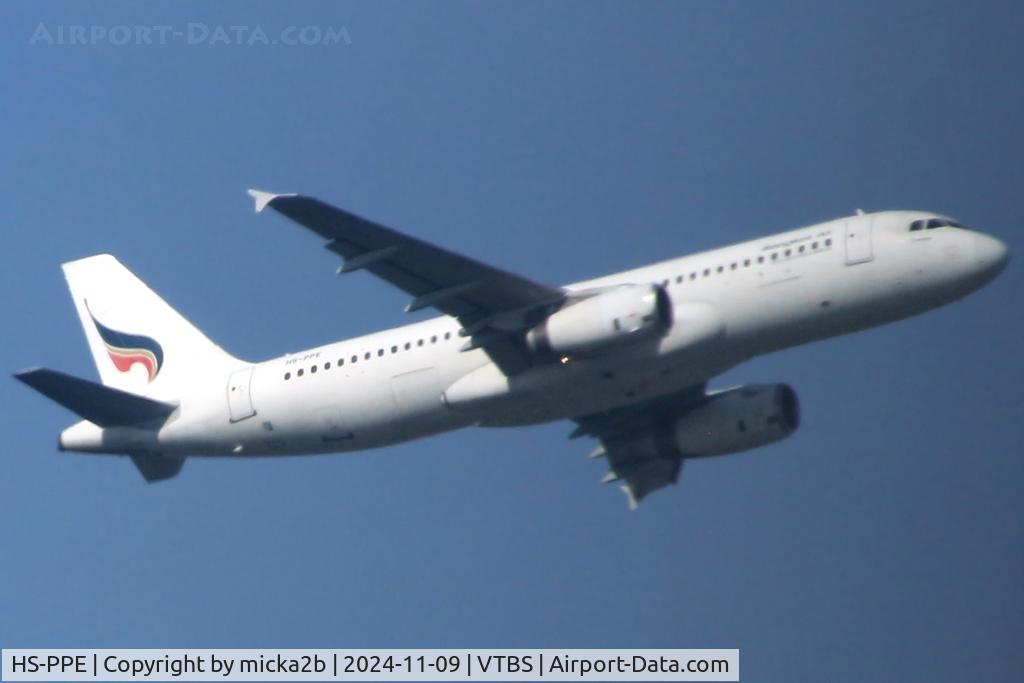 HS-PPE, 2004 Airbus Airbus A320-232 C/N 2417, Take off