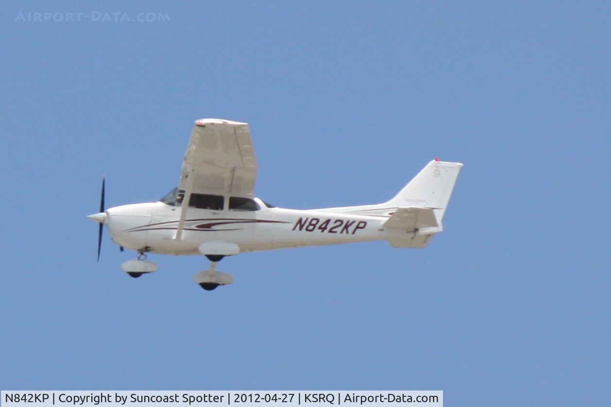 N842KP, 2005 Cessna 172S C/N 172S9849, Cessna Skyhawk on approach to Runway 32 at Sarasota-Bradenton International Airport