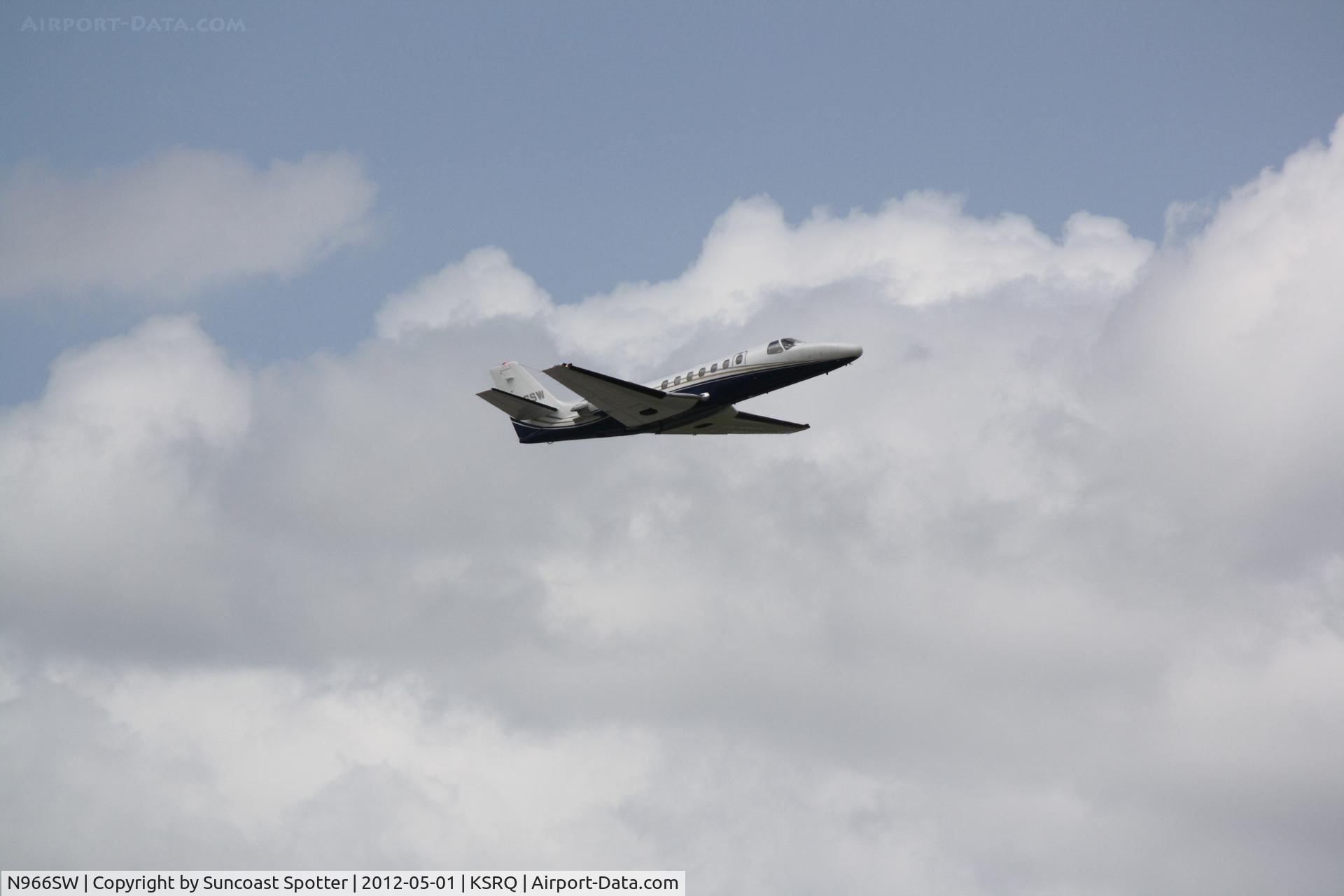 N966SW, 1995 Cessna 560 Citation Ultra C/N 560-0284, N966SW departs SRQ