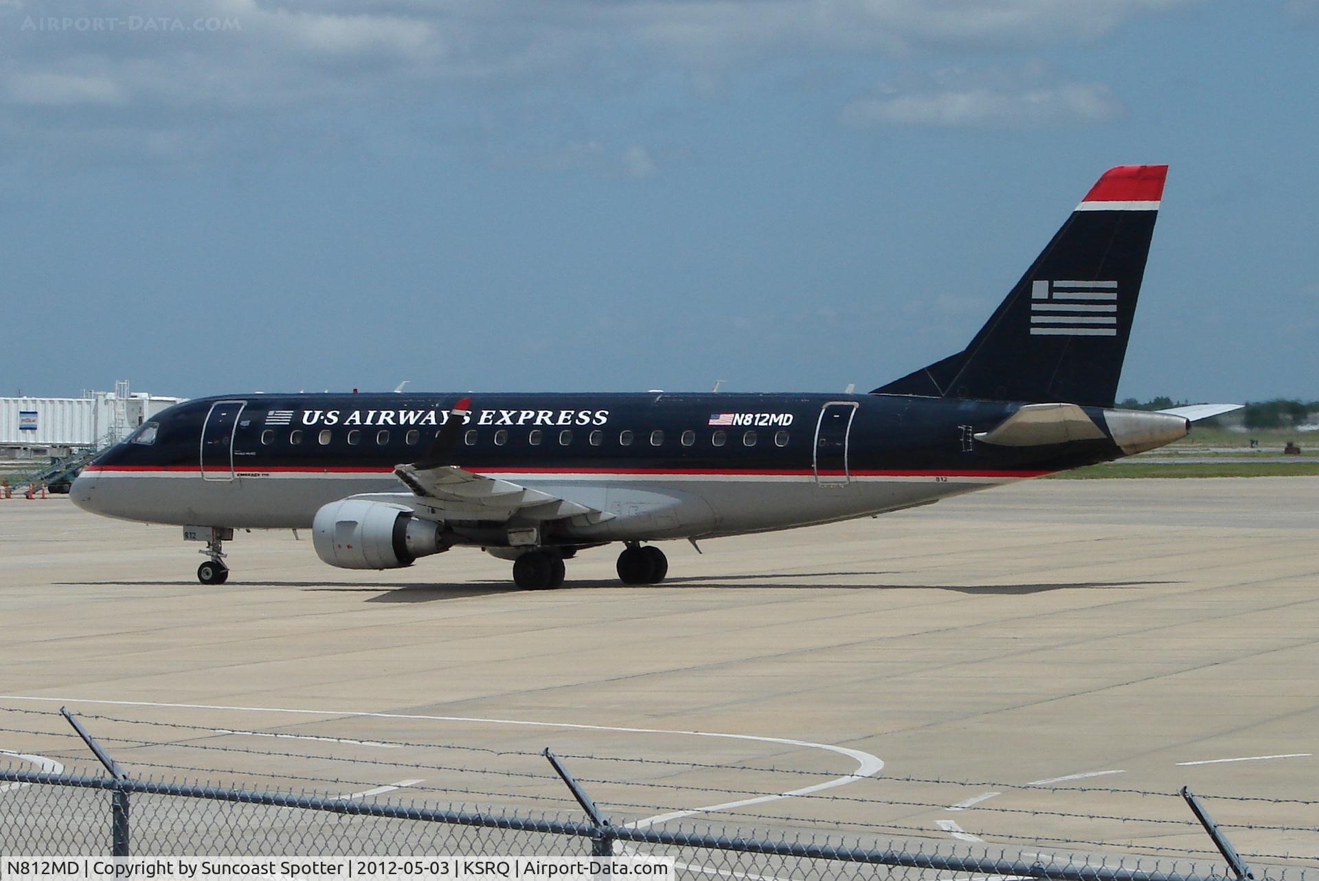 N812MD, 2004 Embraer 170SU (ERJ-170-100SU) C/N 17000030, Republic/US Air Flight 3396 prepares for flight at Sarasota International Airport