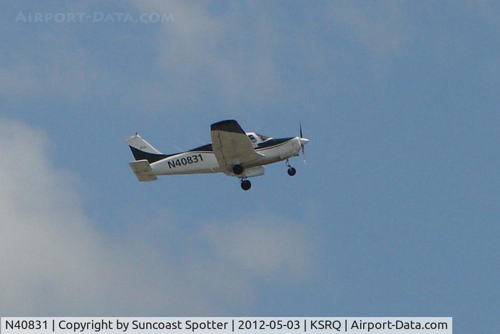 N40831, 1973 Piper PA-28-151 C/N 28-7415092, N40831 departs Runway 14 at Sarasota-Bradenton International Airport
