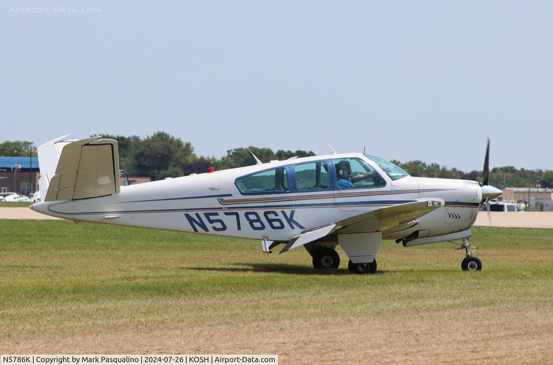 N5786K, 1964 Beech S35 Bonanza C/N D-7570, Beech S35