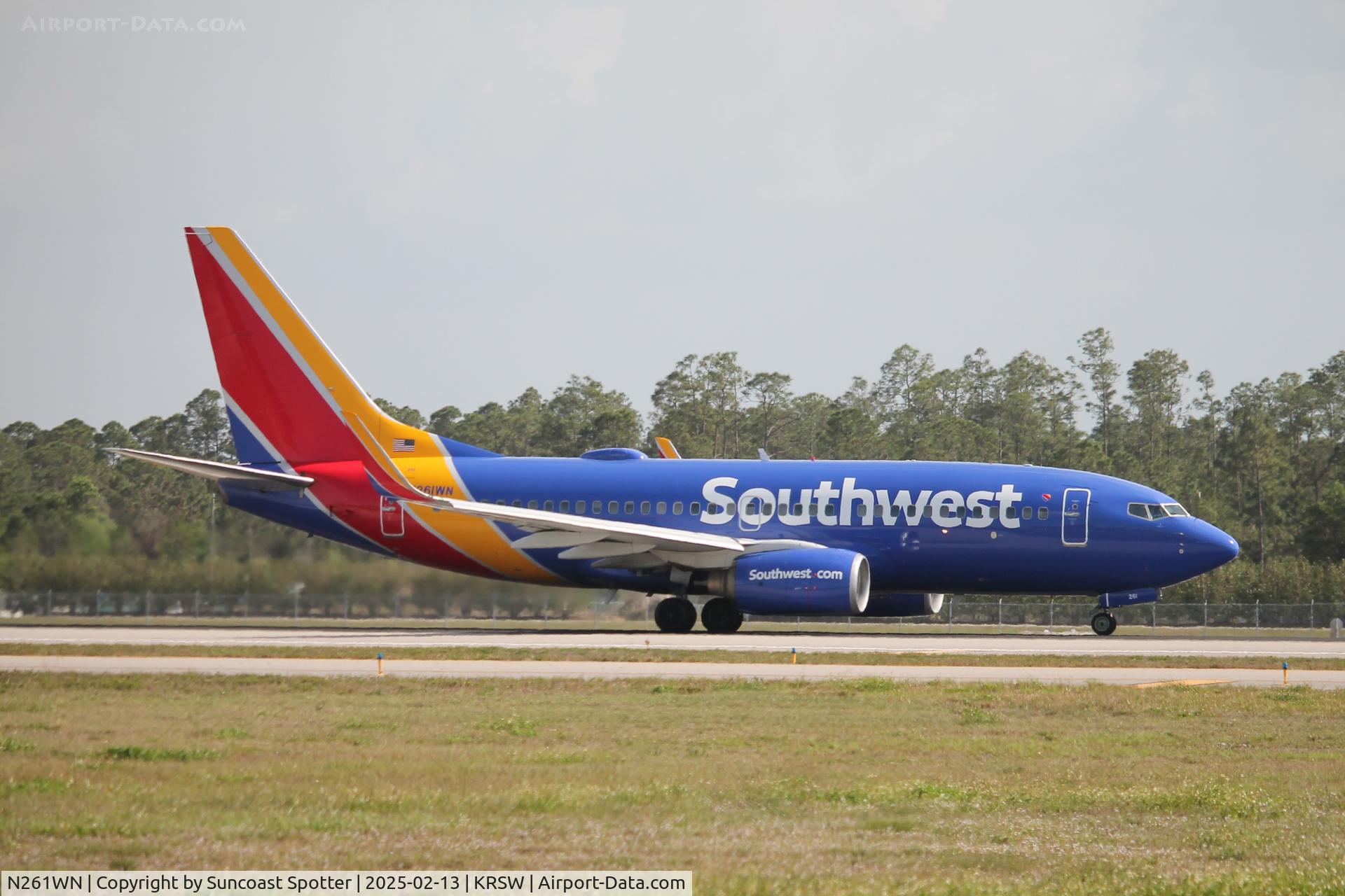 N261WN, 2006 Boeing 737-7H4 C/N 32517, Southwest Flight 2974 departs Runway 24 at Southwest Florida International Airport enroute to St Louis-Lambert International Airport