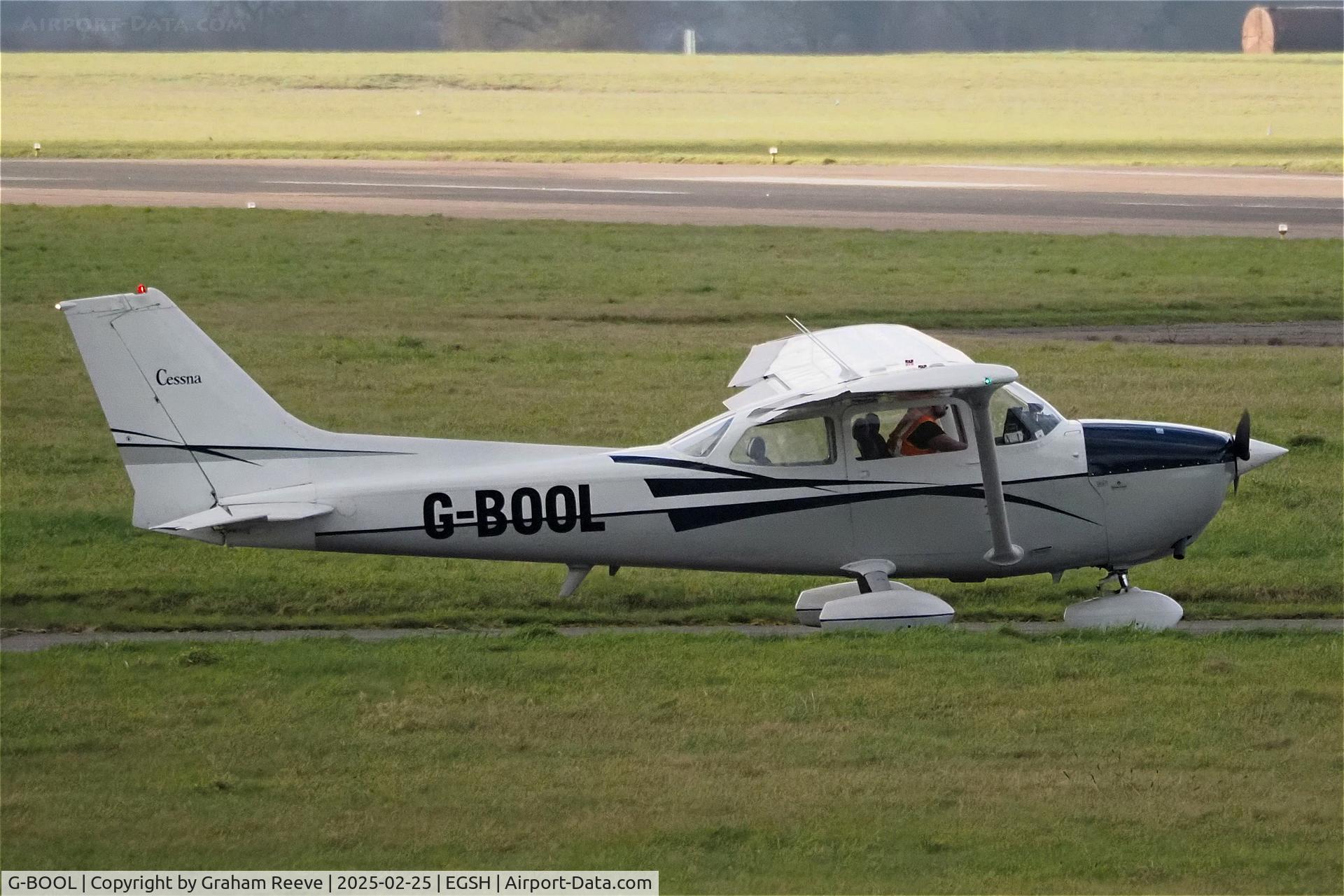 G-BOOL, 1979 Cessna 172N C/N 172-72486, Departing from Norwich.
