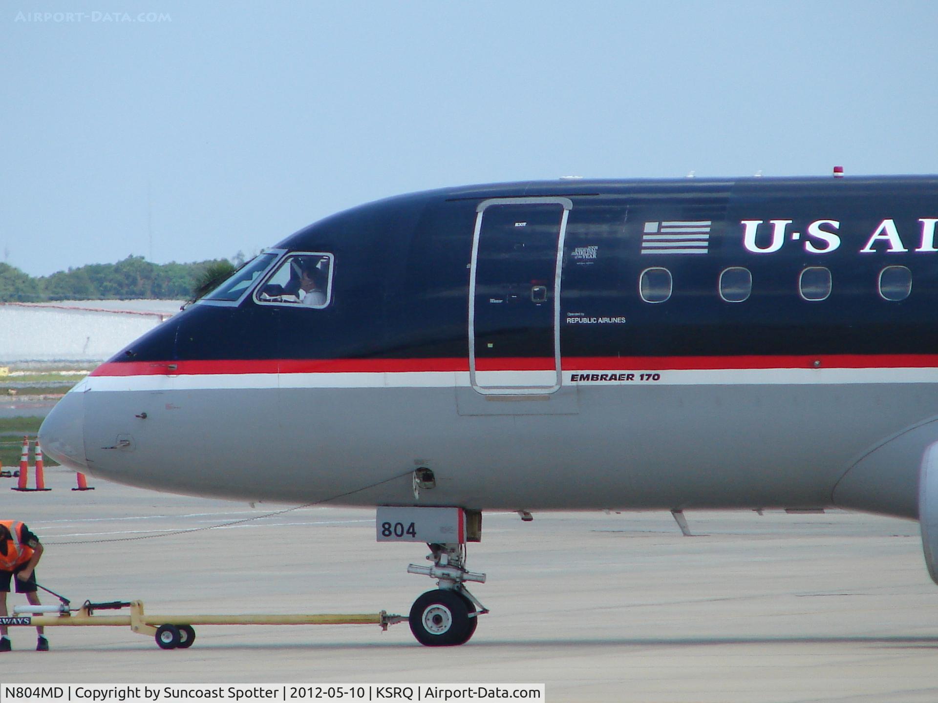 N804MD, 2004 Embraer 170SU (ERJ-170-100SU) C/N 17000016, Republic/US Air Flight 3396 prepares for flight at Sarasota-Bradenton International Airport