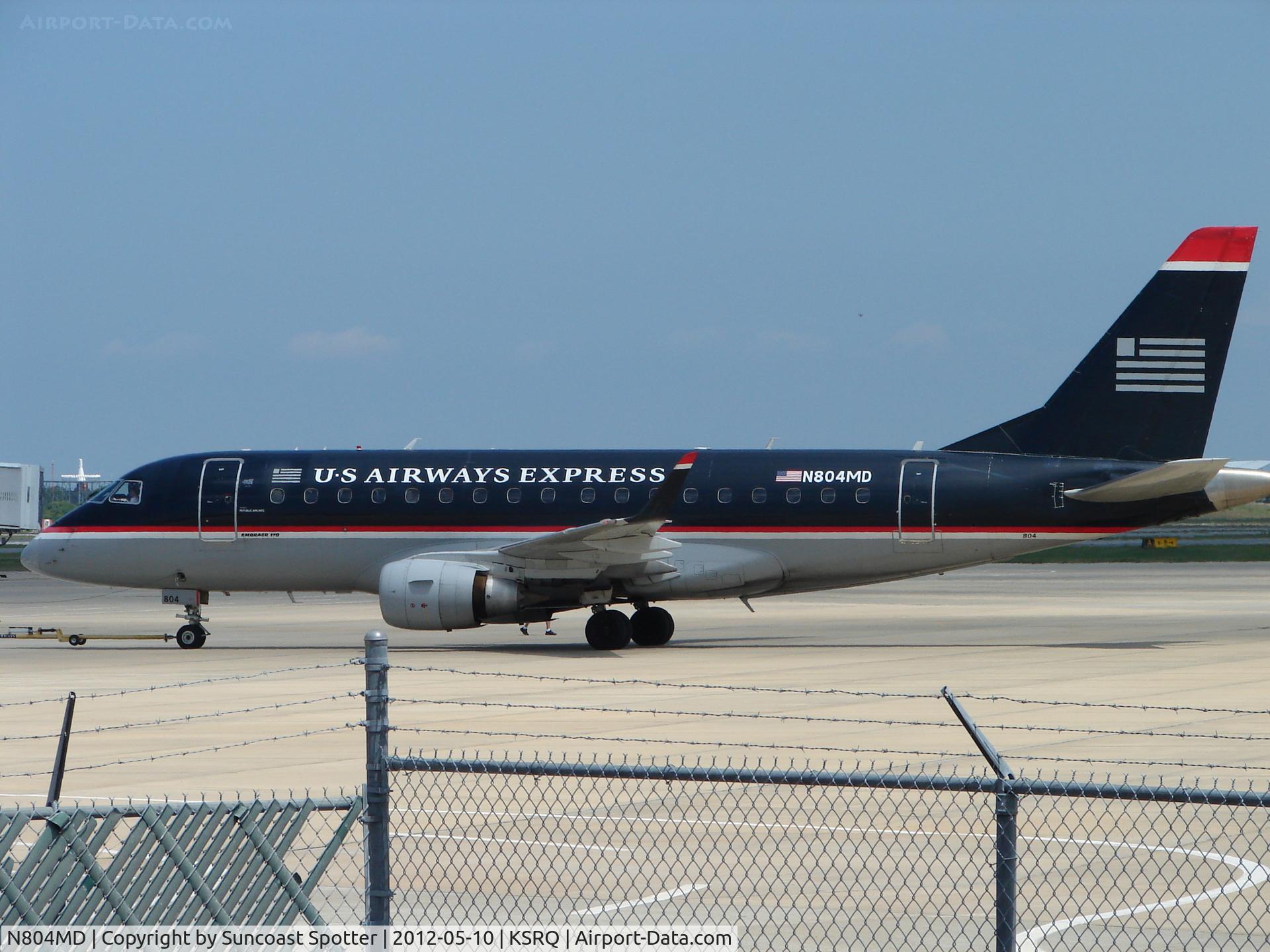 N804MD, 2004 Embraer 170SU (ERJ-170-100SU) C/N 17000016, Republic/US Air Flight 3396 prepares for flight at Sarasota-Bradenton International Airport