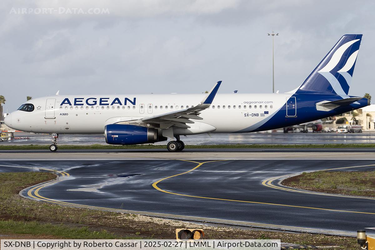SX-DNB, 2015 Airbus A320-232 C/N 6832, Runway 31