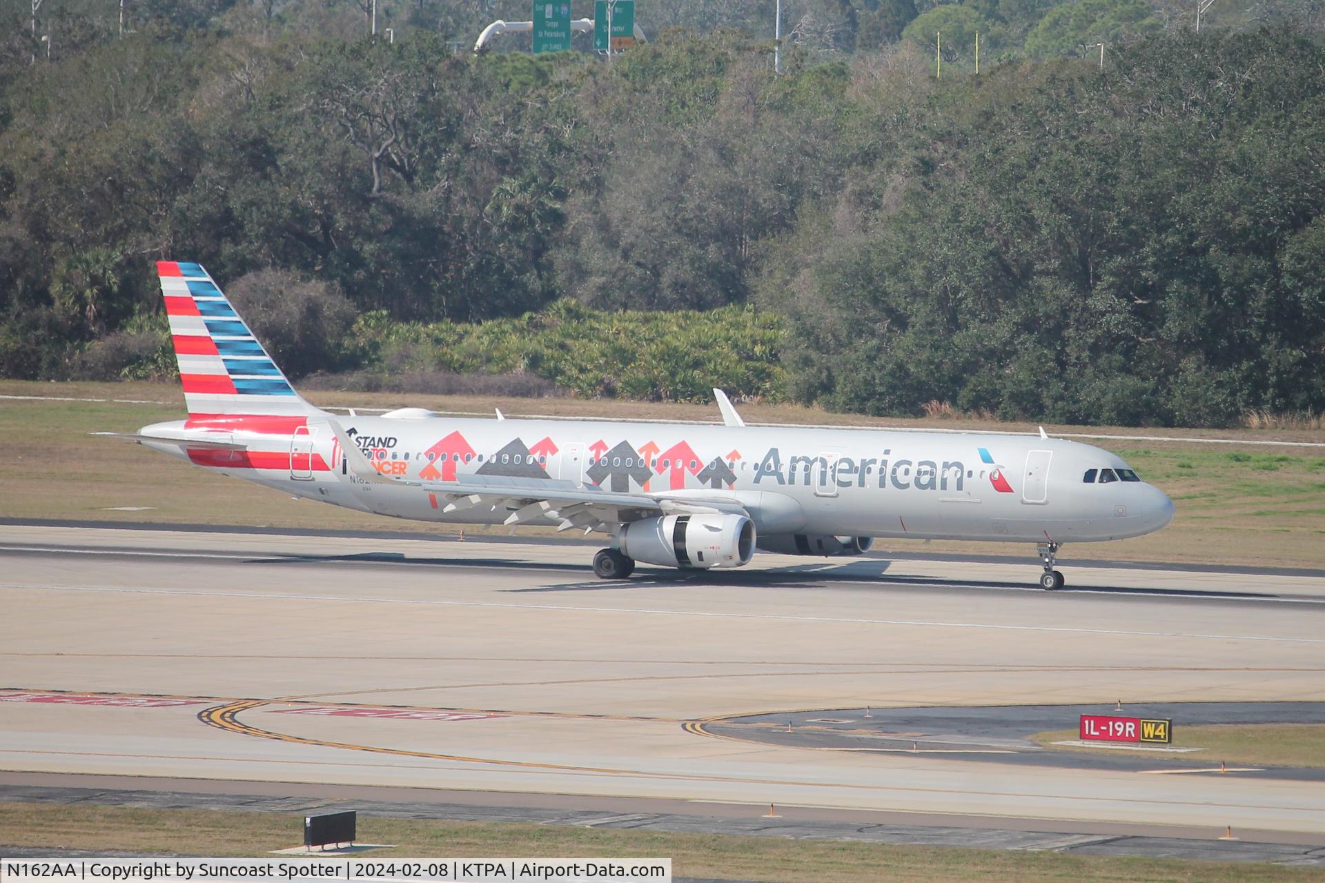 N162AA, 2016 Airbus A321-231 C/N 6621, American Flight 2284 arrives on Runway 1L at Tampa International Airport following flight from Philadelphia International Airport 