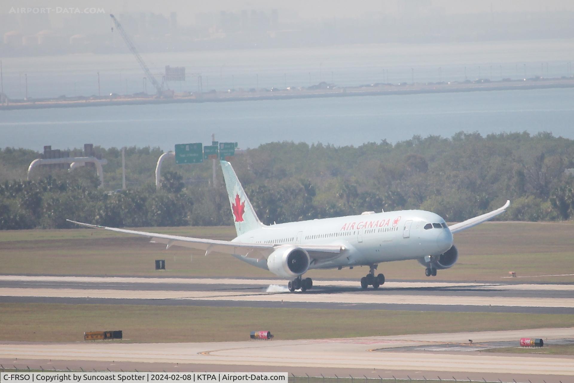 C-FRSO, 2017 Boeing 787-9 Dreamliner C/N 37177, Air Canada Flight 1240 arrives on Runway 1L at Tampa International Airport following flight from Toronto-Pearson International Airport