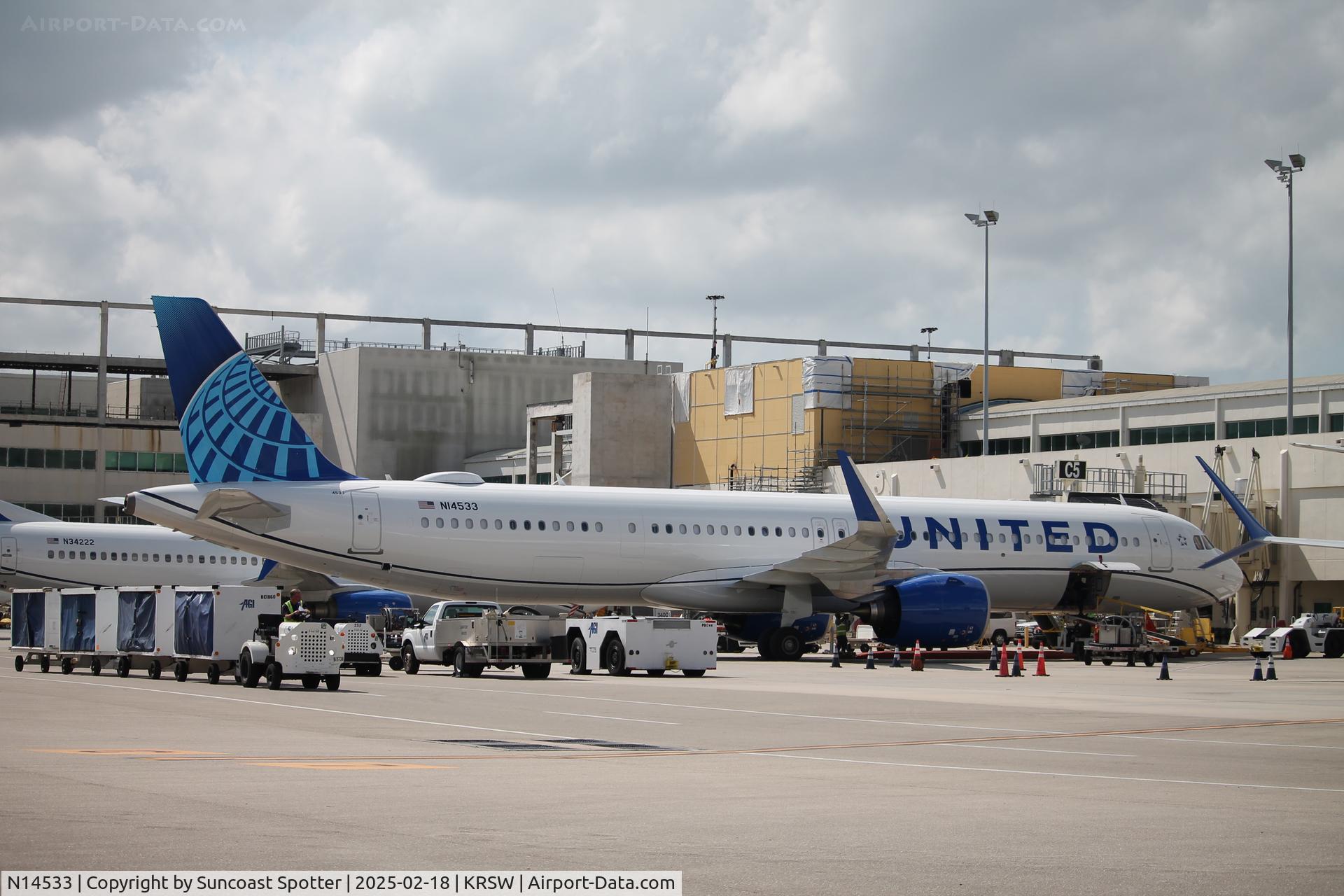N14533, 2025 Airbus A321-271NX C/N 4533, United Flight 511 sits at Gate C5 at Southwest Florida International Airport prior to flight to Chicago-O’Hare International Airport