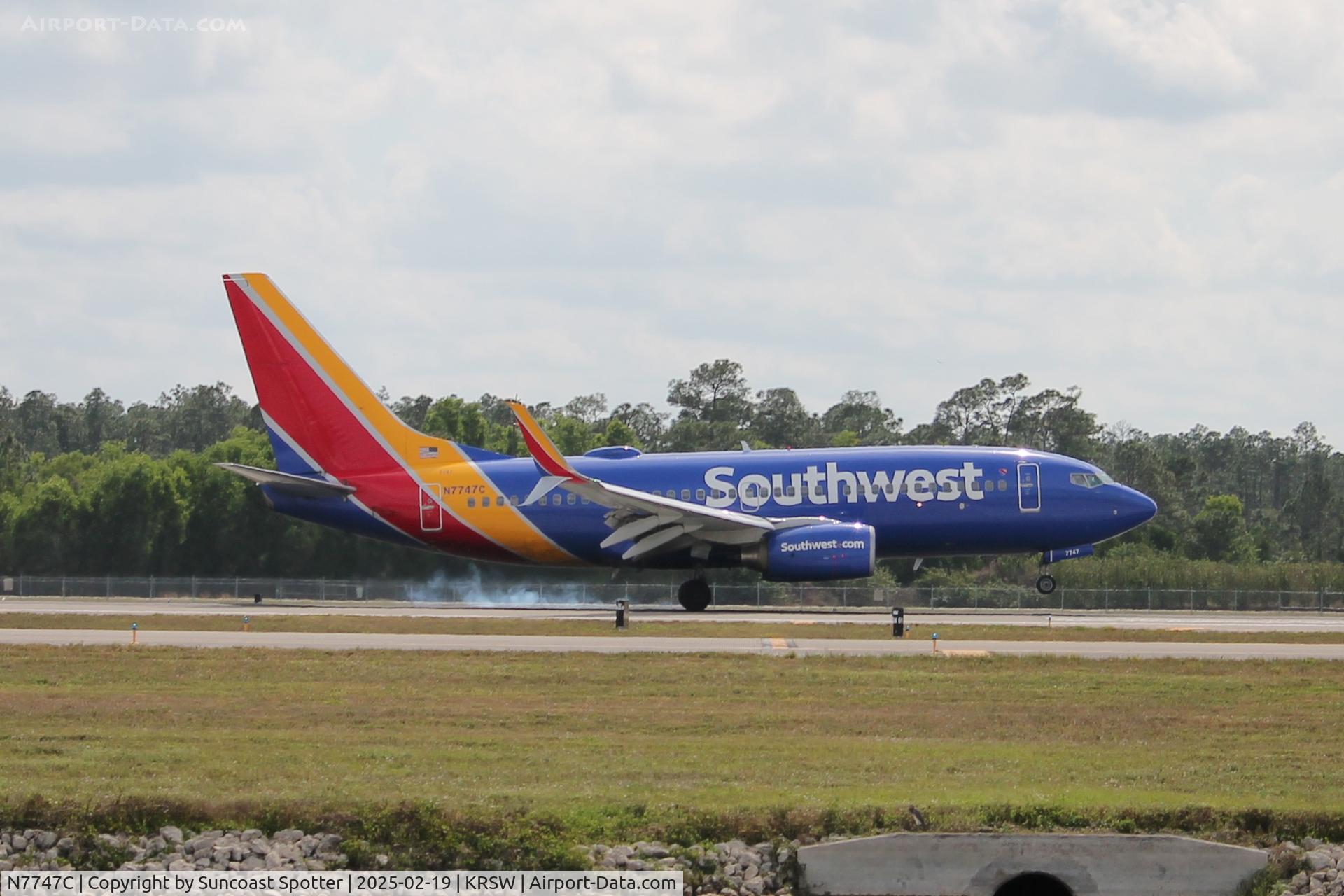 N7747C, 2007 Boeing 737-7BD C/N 36091, Southwest Flight 246 arrives on Runway 24 at Southwest Florida International Airport following flight from John Glenn Columbus International Airport