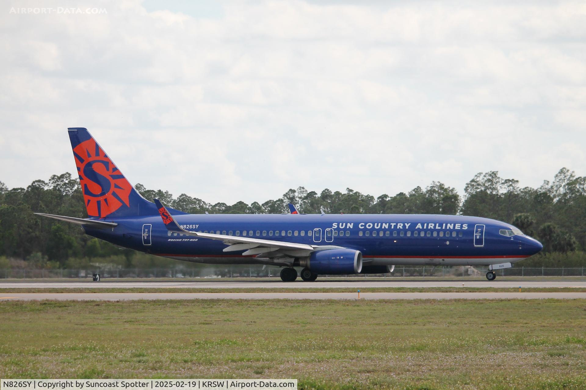 N826SY, 2006 Boeing 737-8F2 C/N 34411, Sun Country Flight 382 departs Runway 24 at Southwest Florida International Airport enroute to Minneapolis-St Paul International Airport