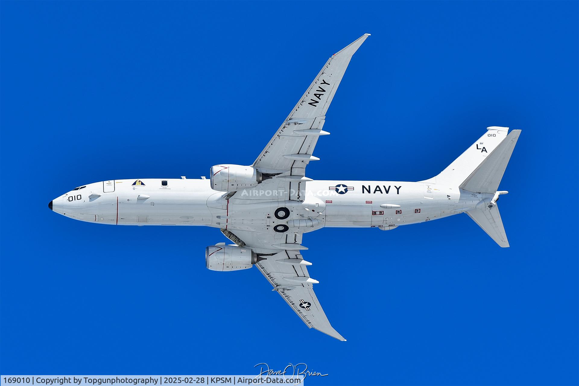 169010, 2016 Boeing P-8A Poseidon C/N 44950, MADDOG6 comes up for a low approach