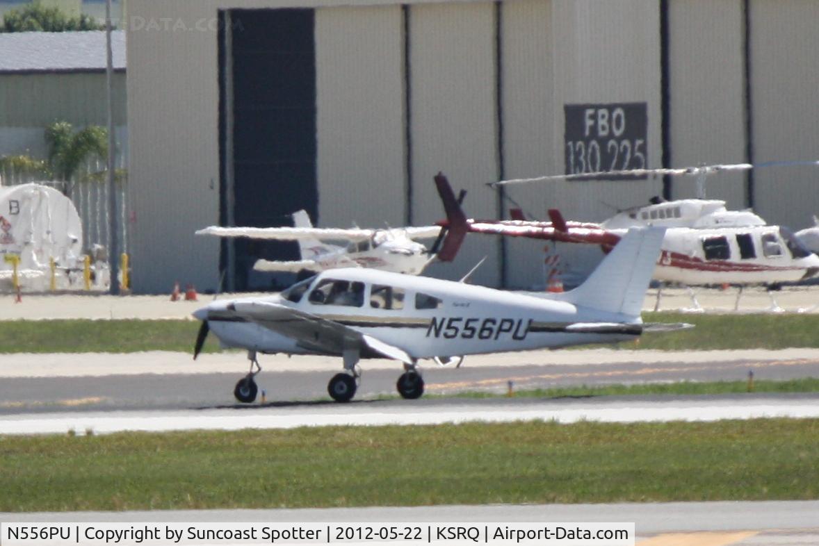 N556PU, 2000 Piper PA-28-161 C/N 2842093, Piper Cherokee arrives on Runway 32 at Sarasota-Bradenton International Airport