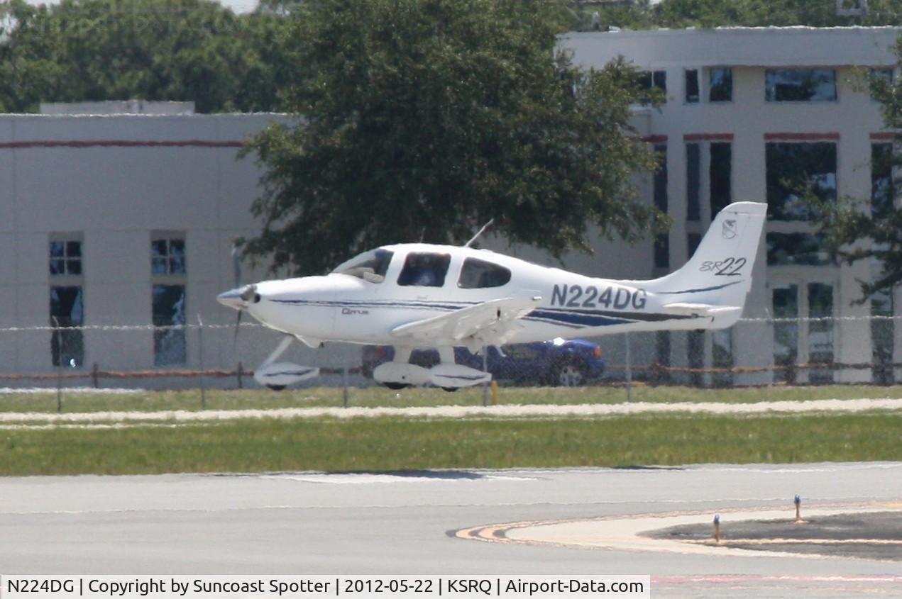N224DG, 2002 Cirrus SR22 C/N 0275, Cirrus SR-22 arrives on Runway 32 at Sarasota-Bradenton International Airport