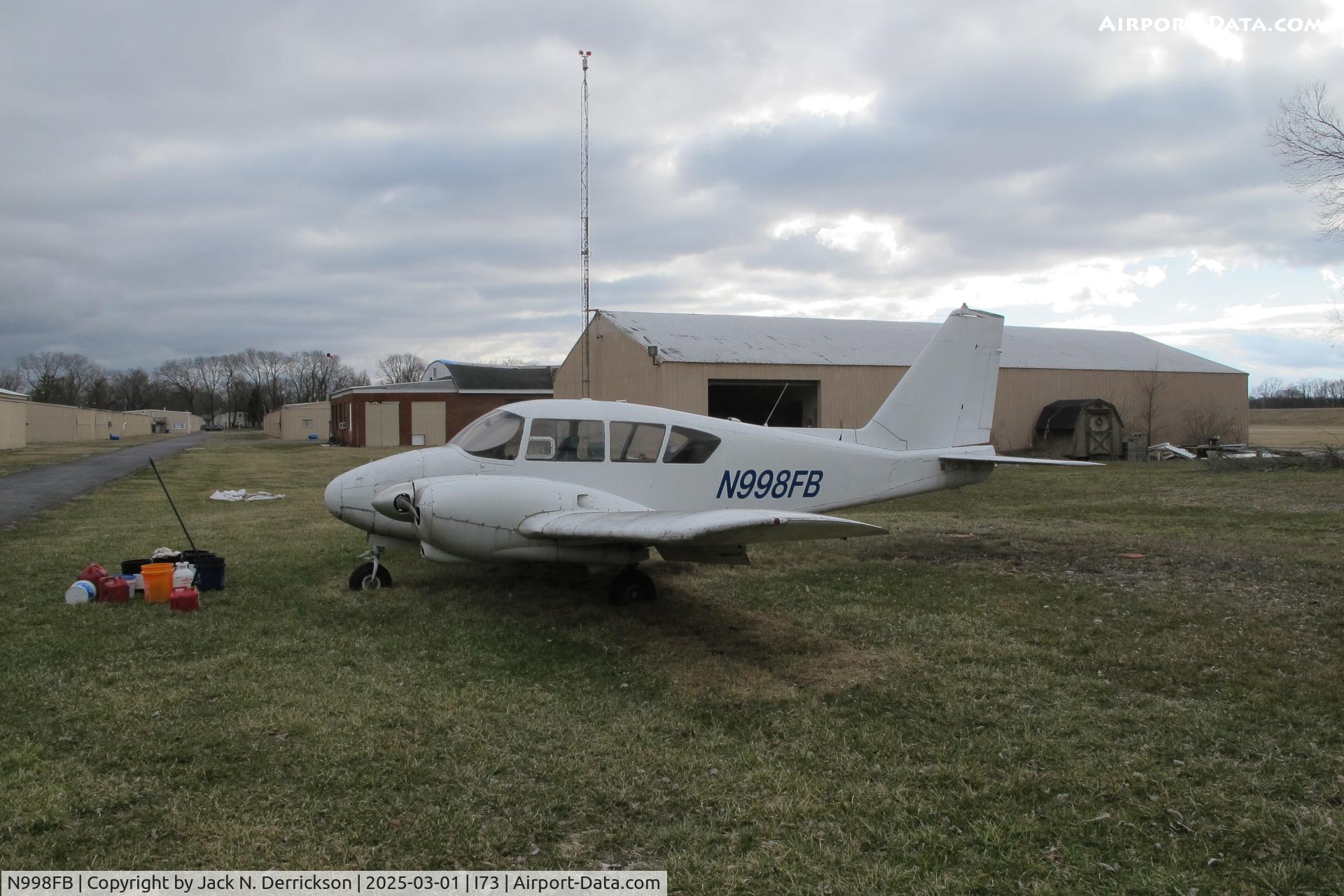 N998FB, 1961 Piper PA-23-250 Aztec C/N 27-440, Aztec at Moraine