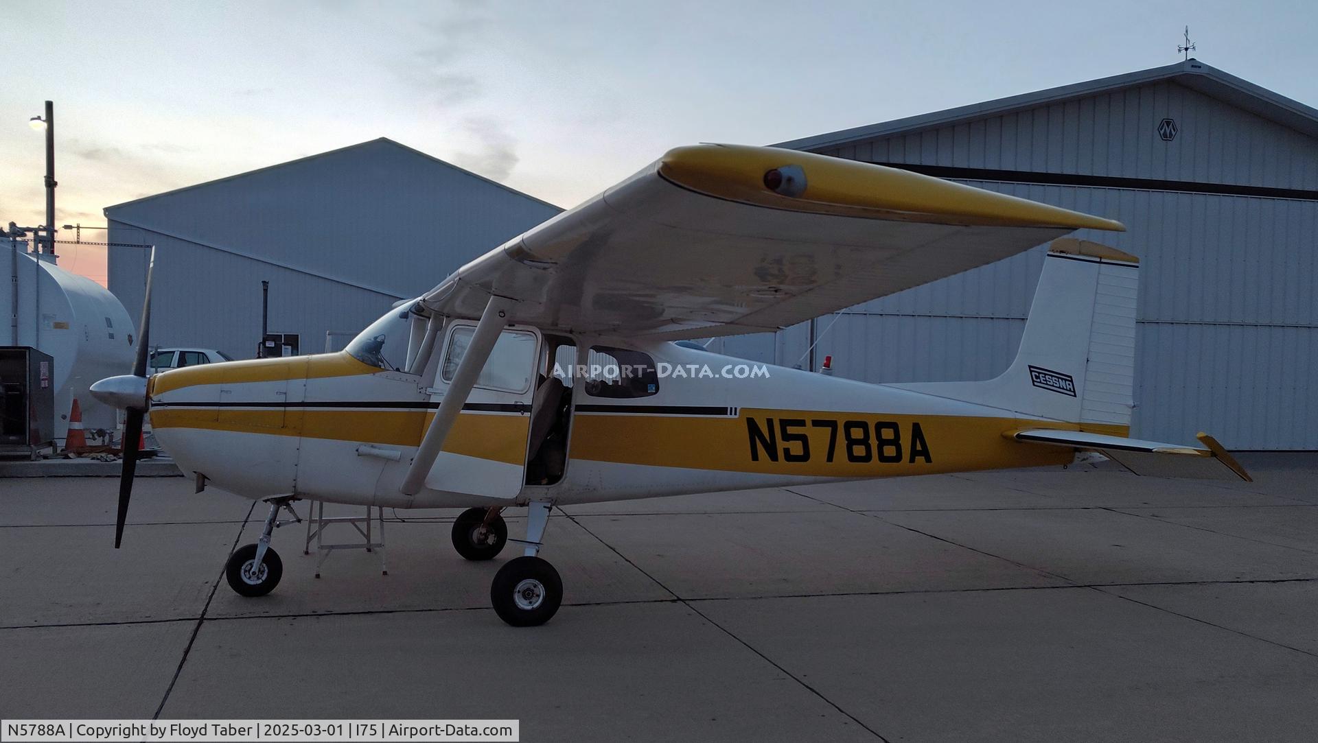 N5788A, 1956 Cessna 172 C/N 28388, On its way to a new home in Utah after being purchased from its owner in Michigan