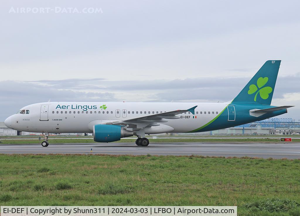 EI-DEF, 2004 Airbus A320-214 C/N 2256, Taxiing to the Terminal... New c/s