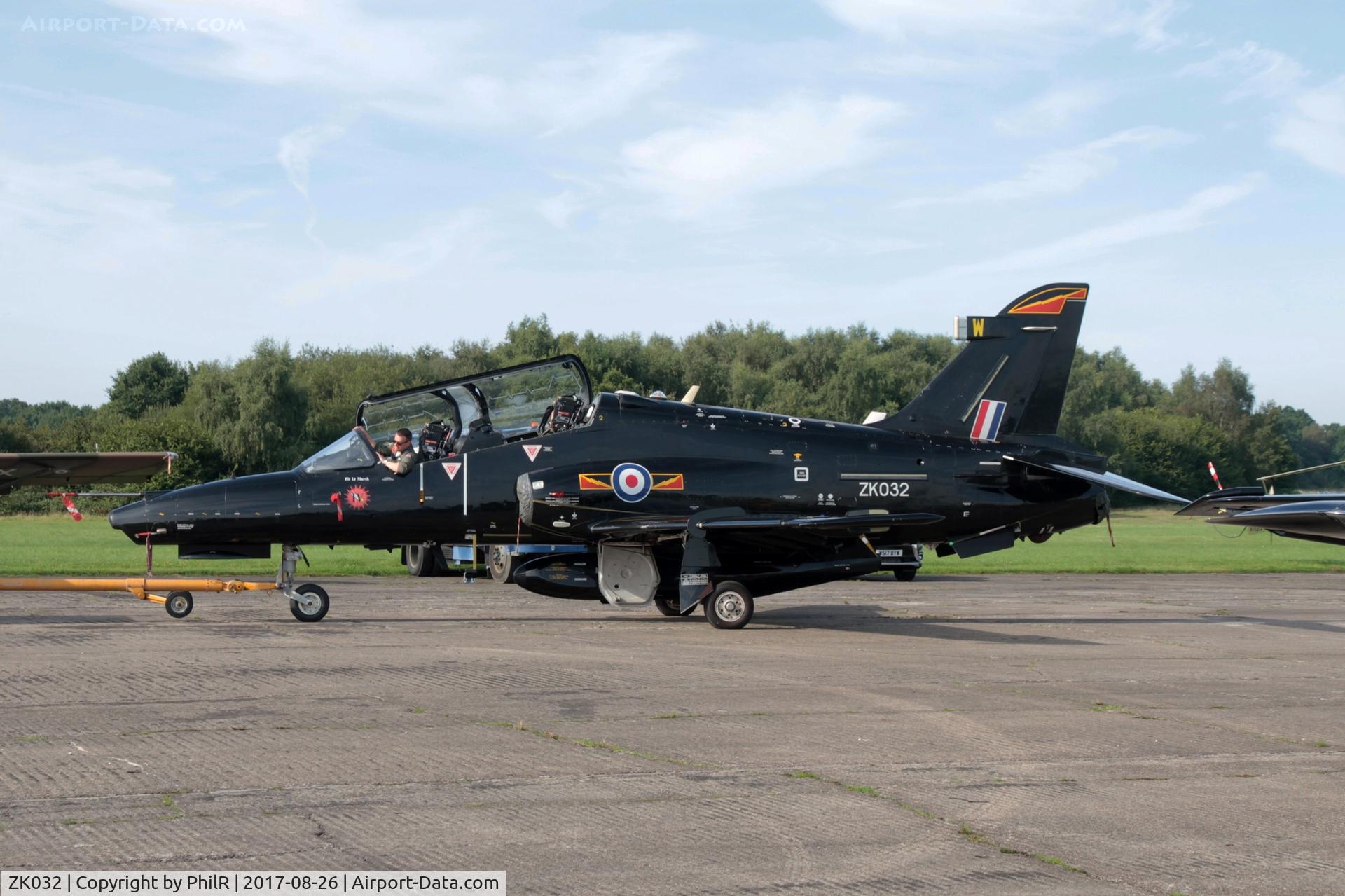 ZK032, 2009 British Aerospace Hawk T2 C/N RT023/1261, ZK032 2009 BAe Hawk T2 Wings & Wheels Dunsfold