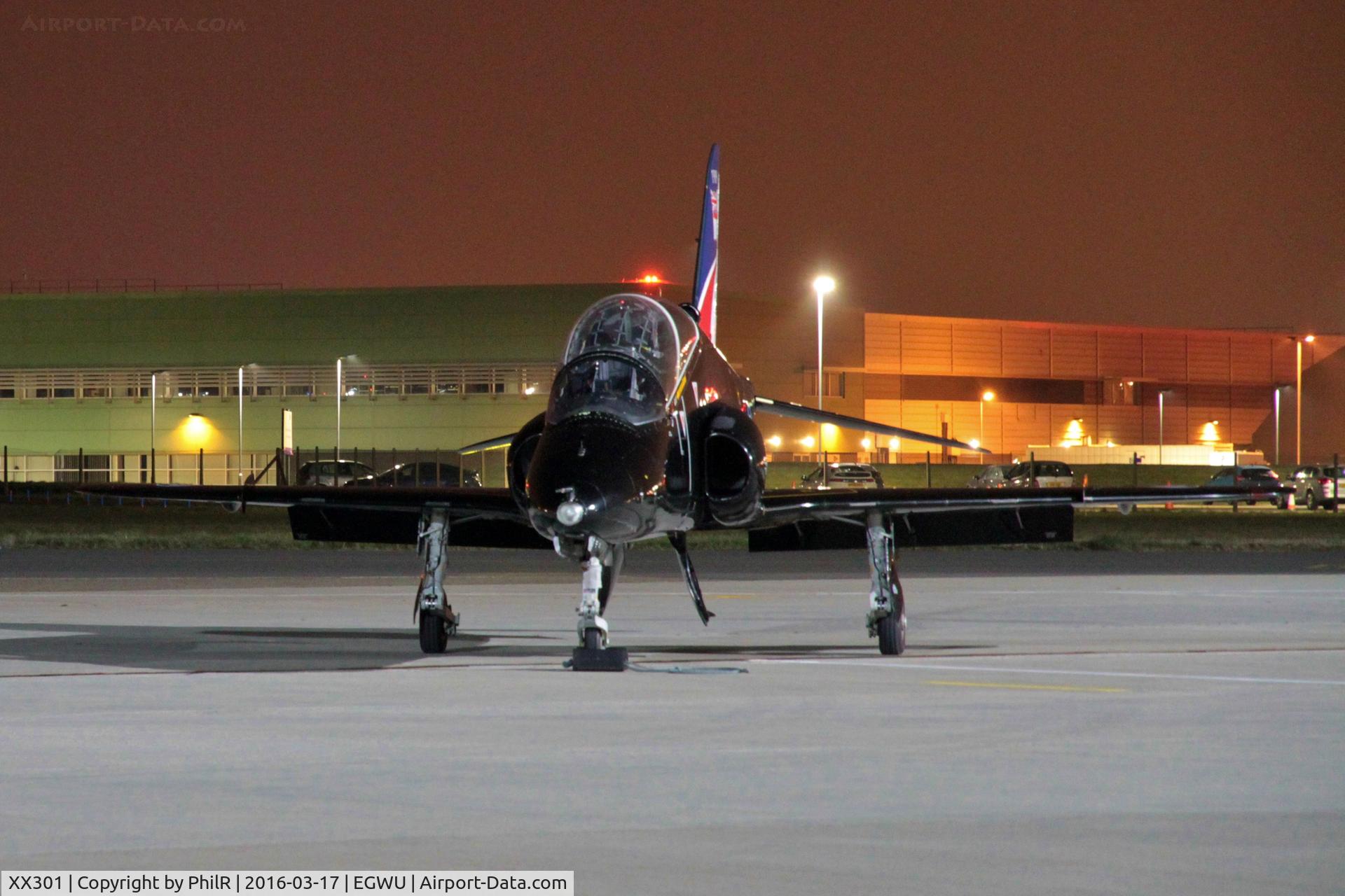 XX301, 1980 Hawker Siddeley Hawk T.1A C/N 134/312126, XX301 1980 BAe Hawk T1A RN Northolt Nightshoot 