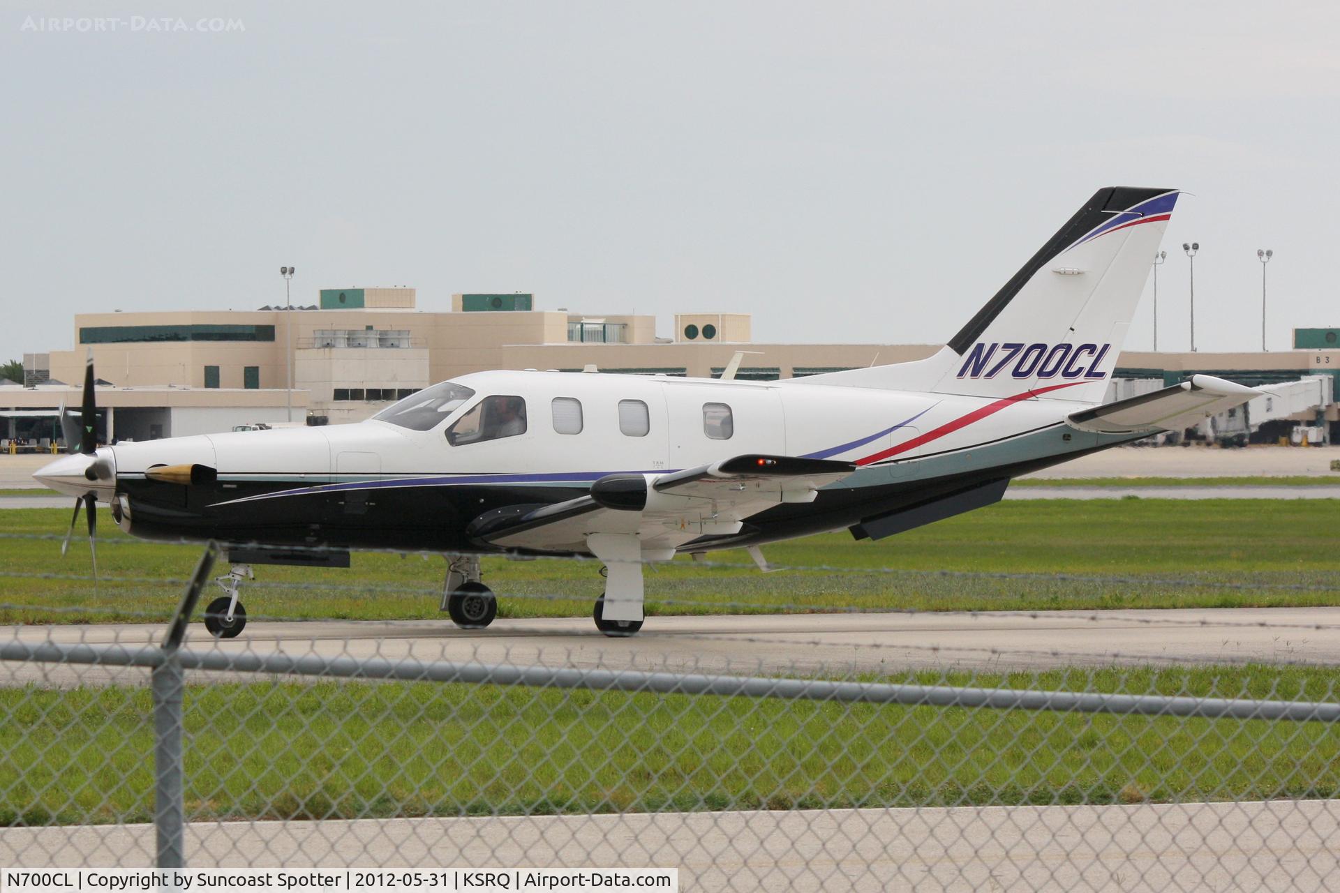 N700CL, 2003 Socata TBM-700 C/N 266, Socata TBM-700 taxis for departure at Sarasota-Bradenton International Airport