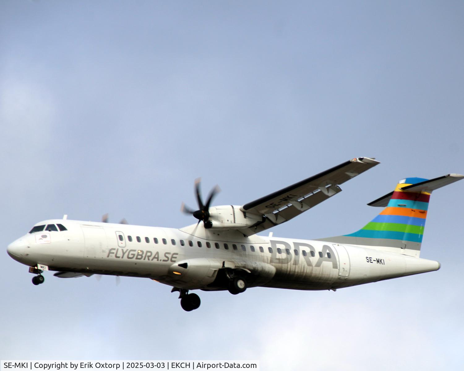 SE-MKI, 2016 ATR 72-600 C/N 1379, SE-MKI landing rw 22L
