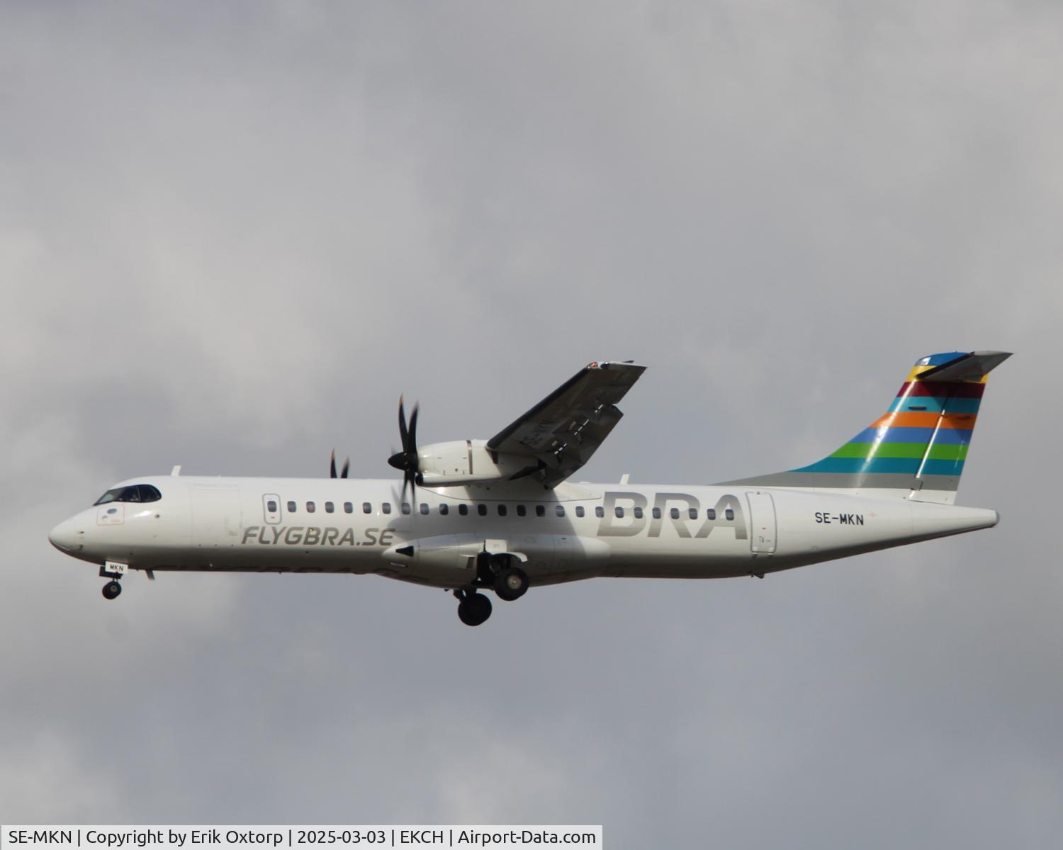 SE-MKN, 2020 ATR 72-600 C/N 1578, SE-MKN landing rw 22L