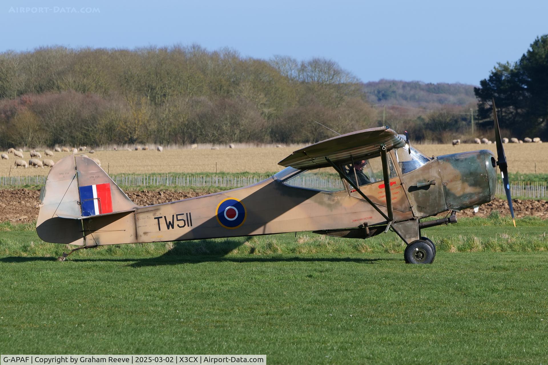 G-APAF, 1957 Auster 5A C/N 3404, Just landed at Northrepps.