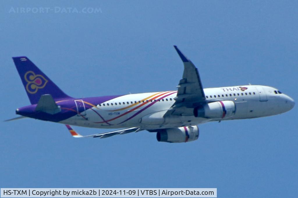 HS-TXM, 2014 Airbus A320-232 C/N 5979, Take off