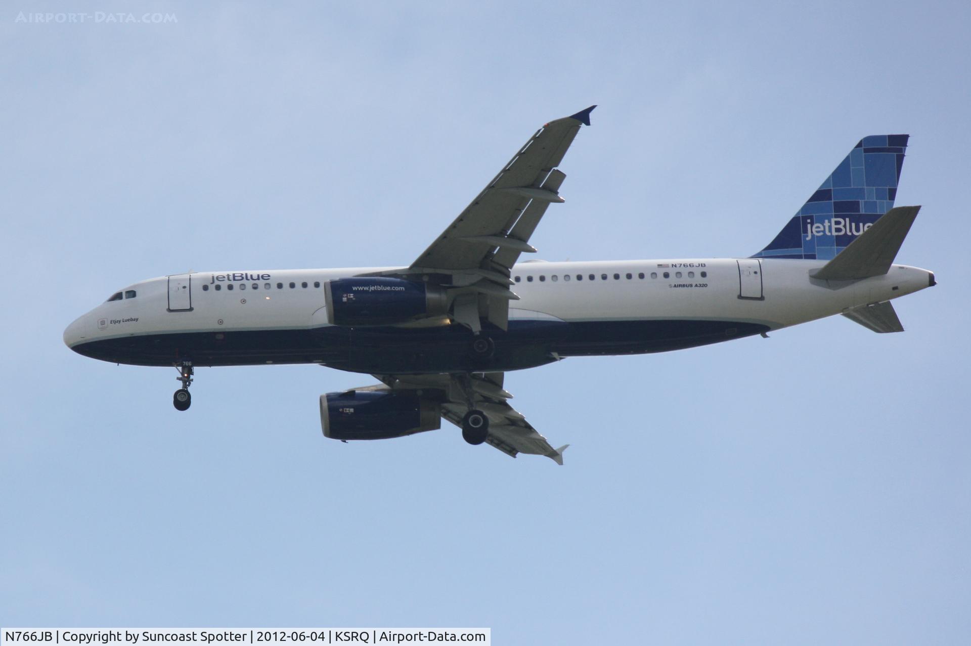 N766JB, 2008 Airbus A320-232 C/N 3724, JetBlue lands at SRQ